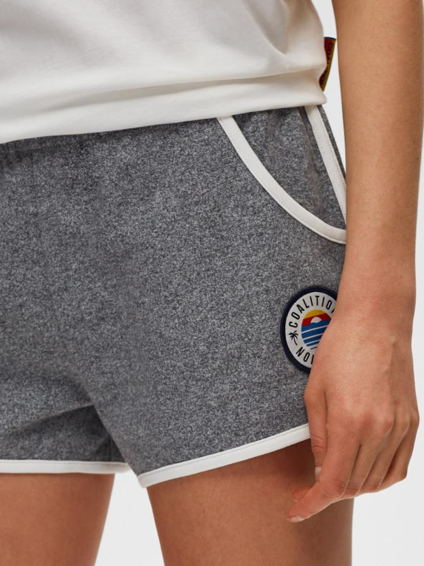 Повсякденні шорти DIVERSE Cltn 388 модель 10039301 Фото