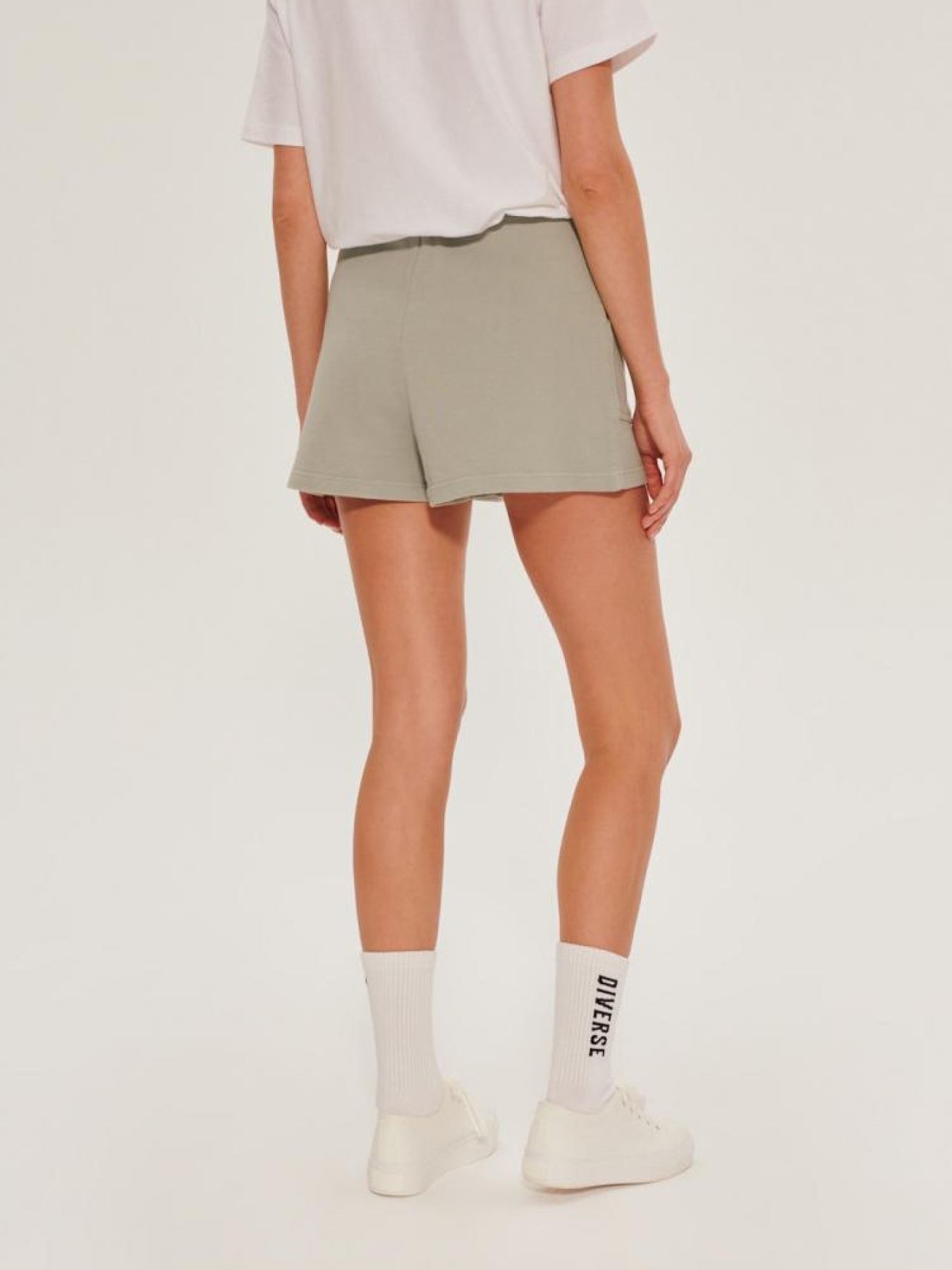 Повседневные шорты DIVERSE Prem 72 модель 10039547 Повседневные шорты DIVERSE Prem 72 модель 10039547 Фото