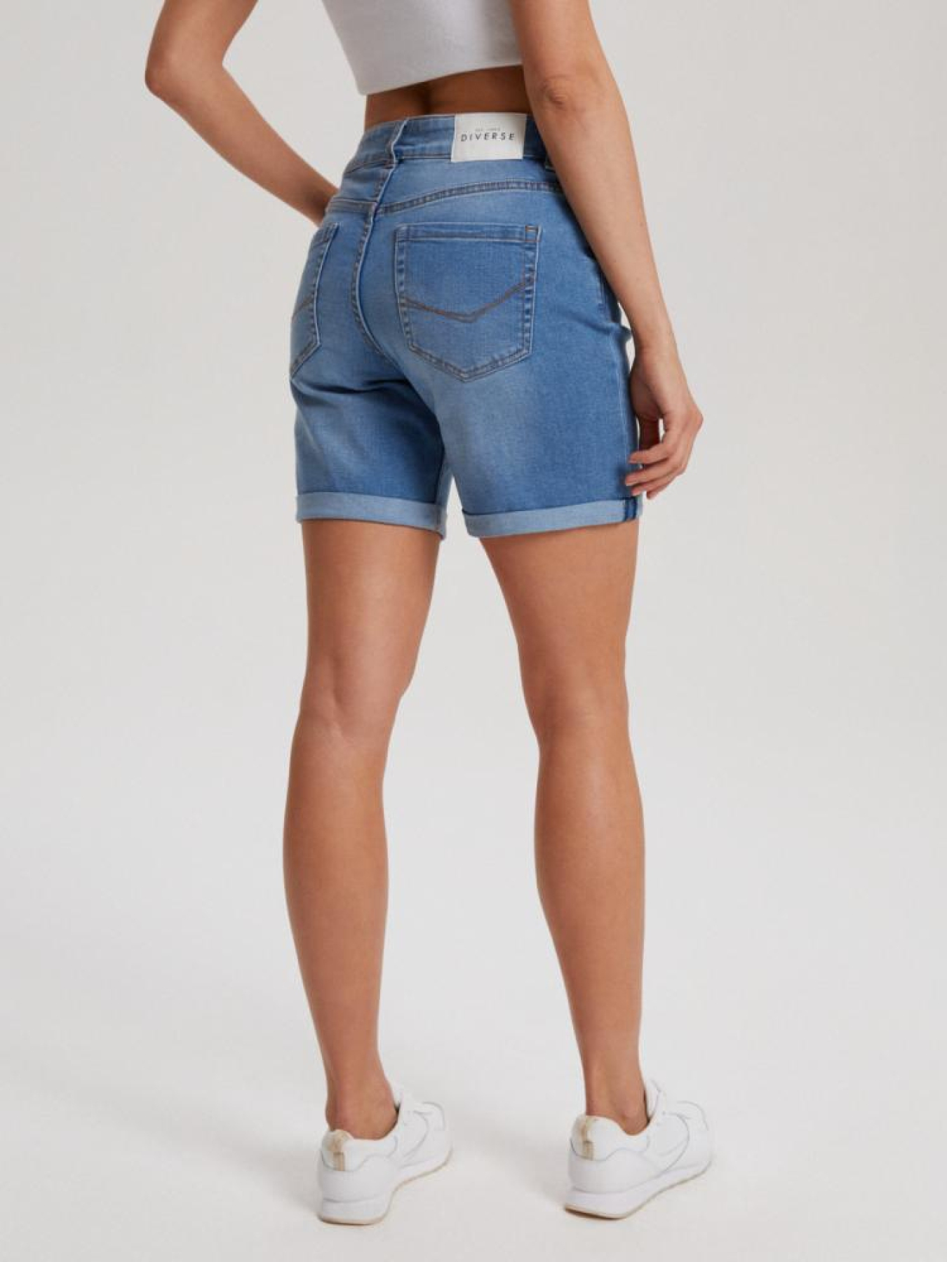 Джинсовые шорты DIVERSE Bomia модель 10041490 Фото