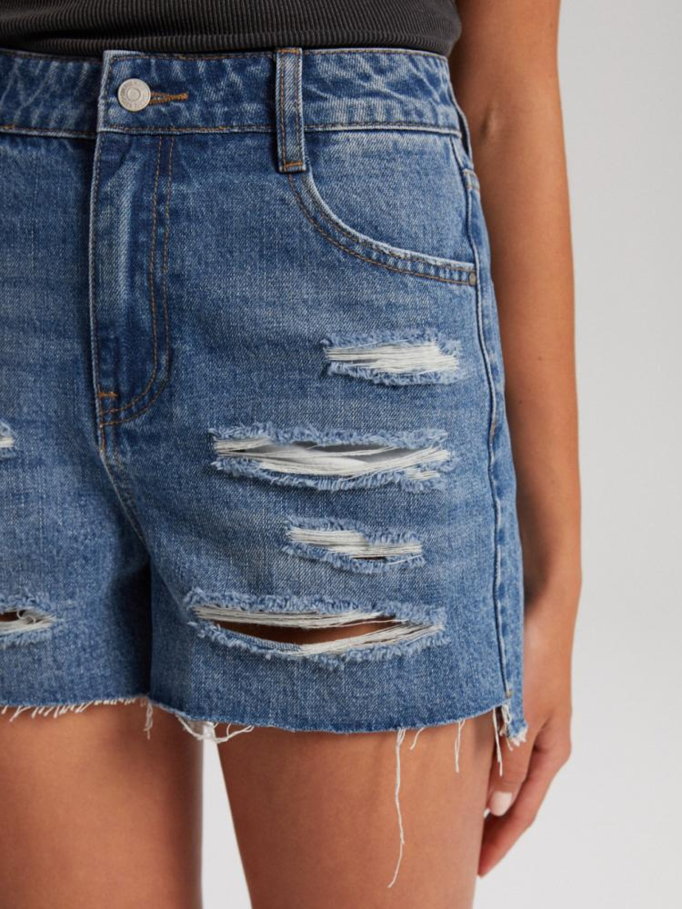 Шорти джинсові DIVERSE Ohane модель 10042245 Фото