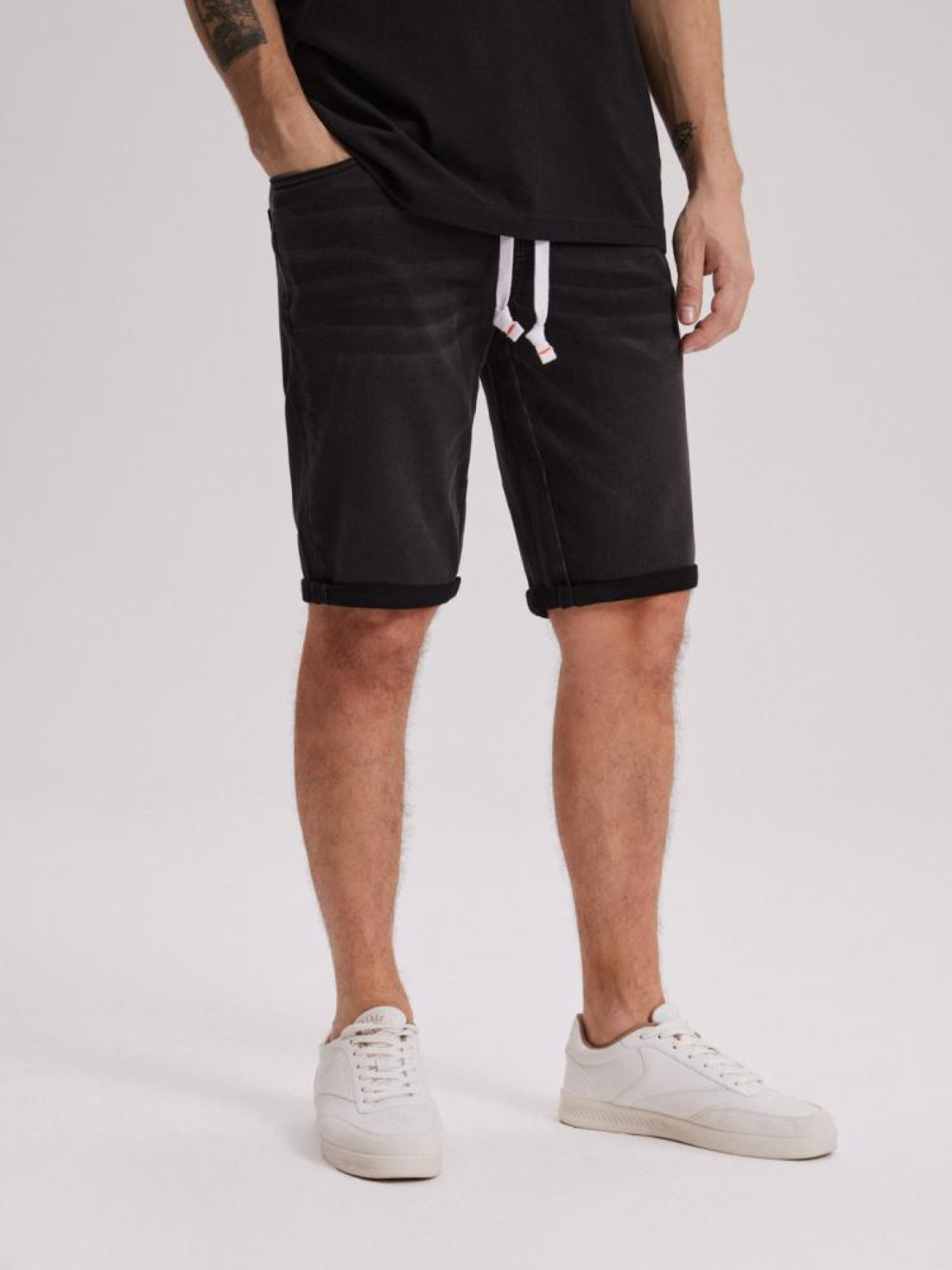 Джинсовые шорты DIVERSE Barry Sh 242 модель 10043898 Джинсовые шорты DIVERSE Barry Sh 242 модель 10043898 Фото