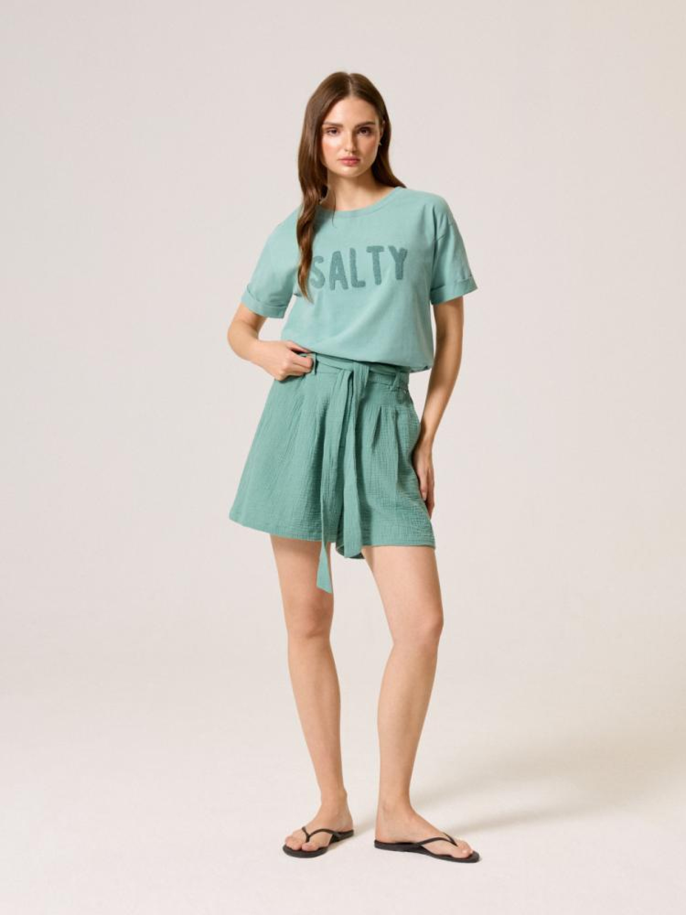 Повседневные шорты DIVERSE Sonil модель 10044429 Повседневные шорты DIVERSE Sonil модель 10044429 Фото