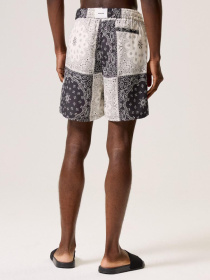 Повсякденні шорти DIVERSE Bandamos модель 10044461 Фото