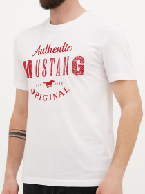 Футболка Mustang Jeans Alex C Print модель 1012988 Футболка Mustang Jeans Alex C Print модель 1012988 Фото