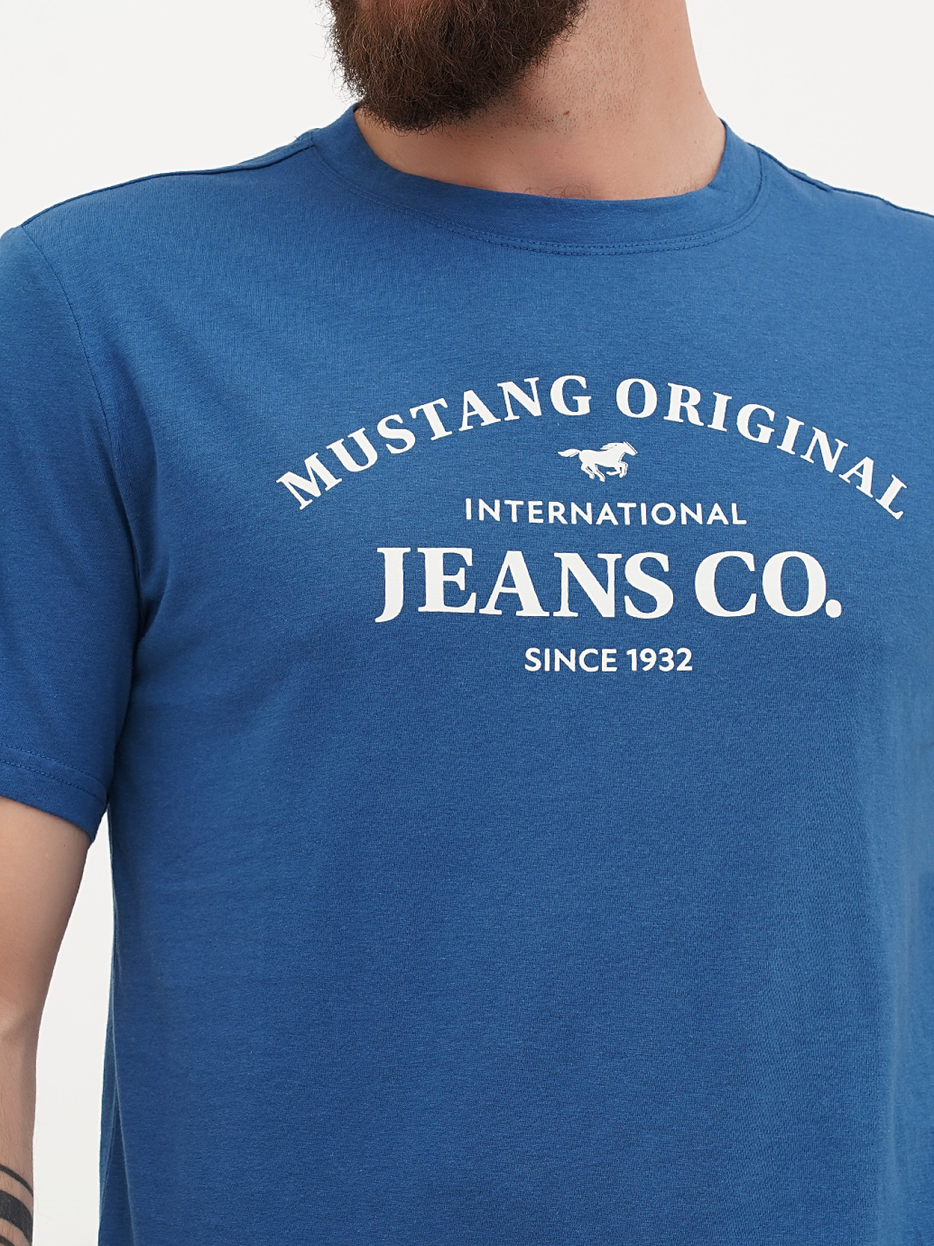 Футболка Mustang Jeans Austin модель 2014942 Фото