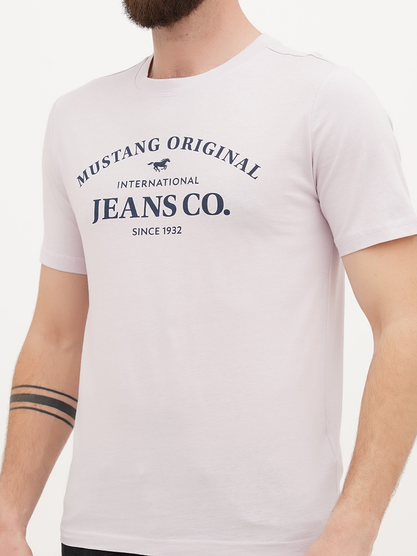 Футболка Mustang Jeans Austin модель 1014942 Фото