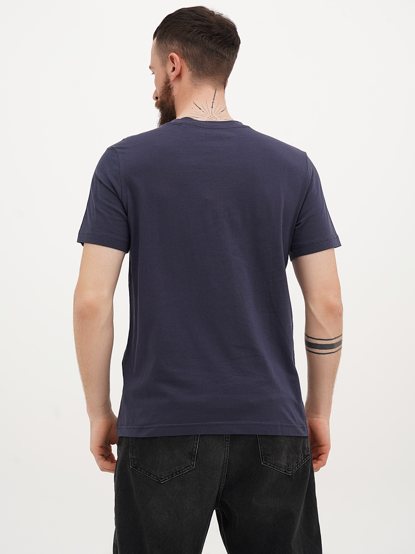 Футболка Mustang Jeans Alex C Print модель 3012988 Фото