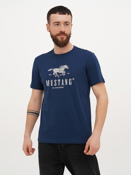 Футболка Mustang Jeans Austin модель 1015069 Фото