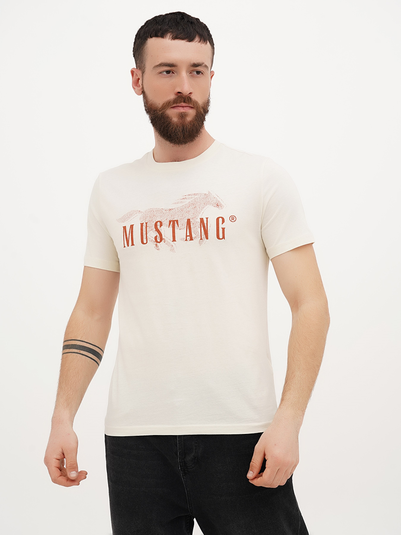 Футболка Mustang Jeans Alex C Print модель 1014458 Фото