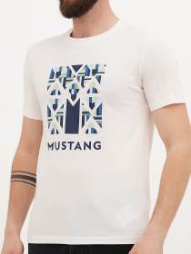 Футболка Mustang Jeans Austin модель 1014954 Фото