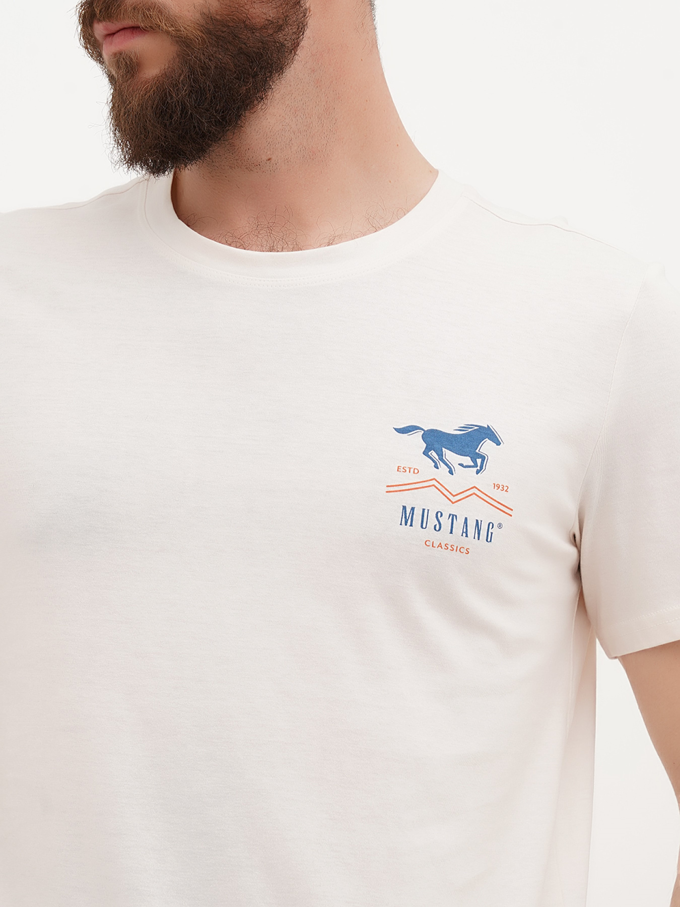 Футболка Mustang Jeans Austin модель 1014952 Фото