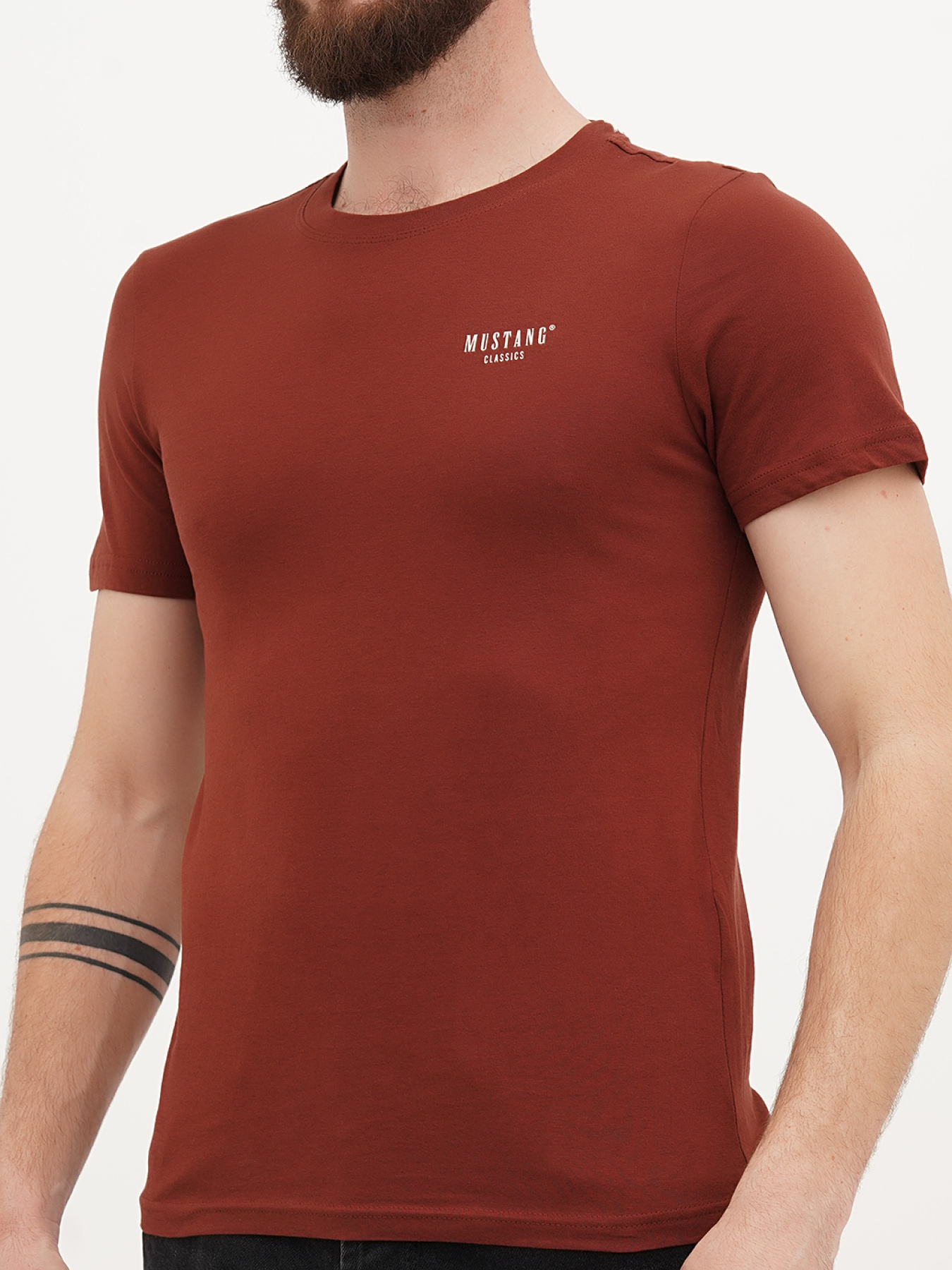 Футболка Mustang Jeans Austin модель 1015828 Фото