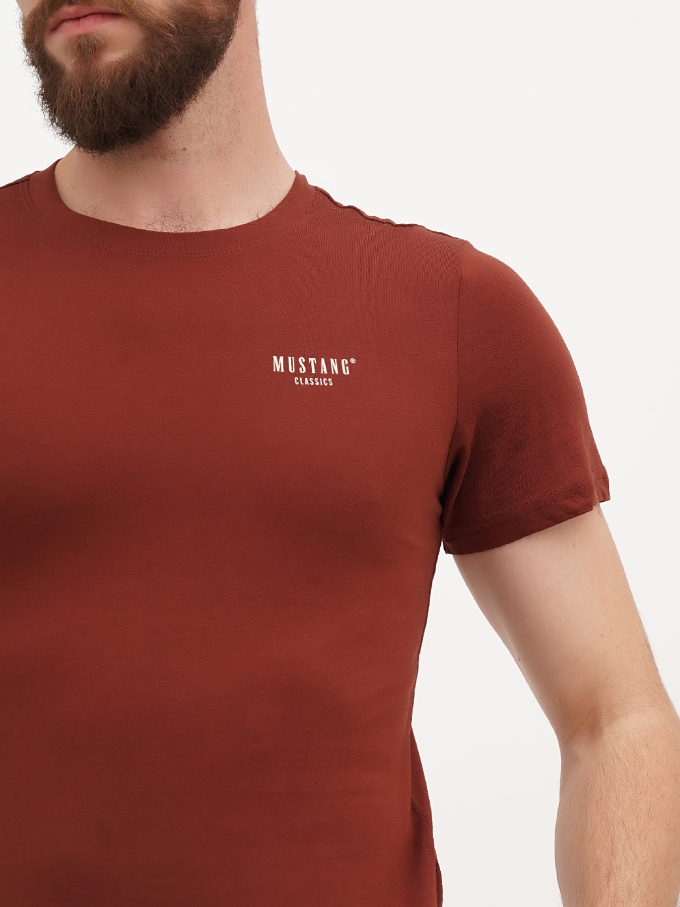 Футболка Mustang Jeans Austin модель 1015828 Фото