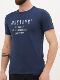 Футболка Mustang Jeans Austin модель 1015067 Фото