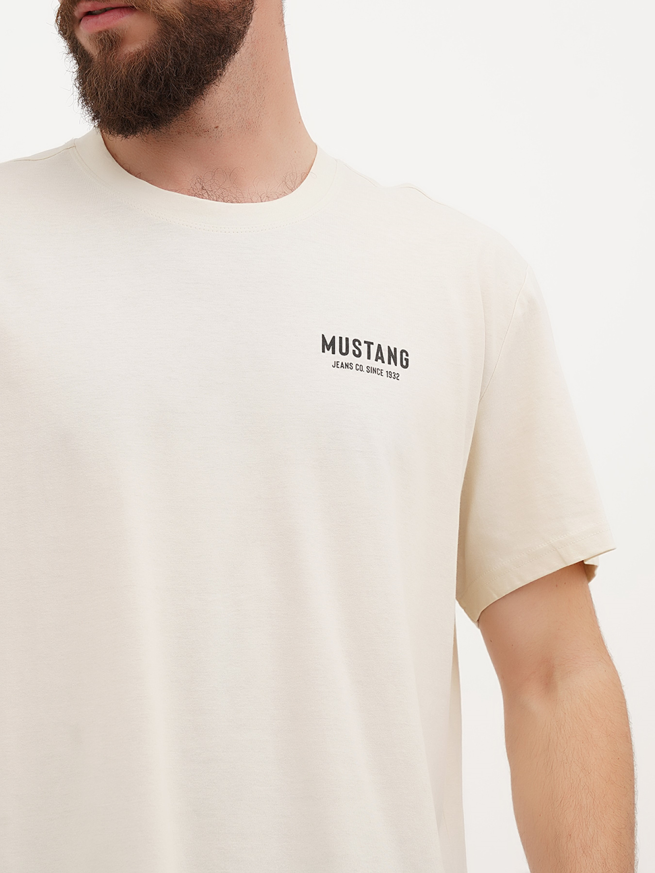 Футболка Mustang Jeans Austin модель 3015055 Фото