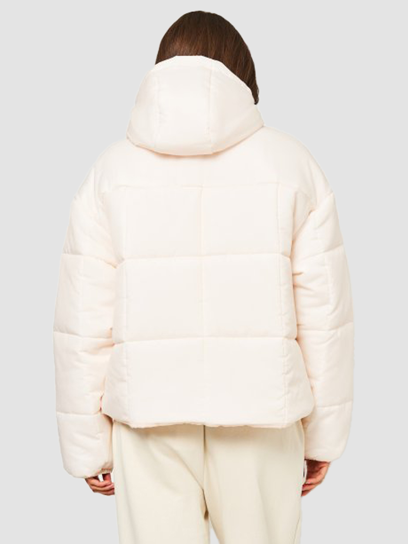 Зимняя куртка NIKE Nsw Esstl Thrmr Clsc Puffer модель FB7672-838 Зимняя куртка NIKE Nsw Esstl Thrmr Clsc Puffer модель FB7672-838 Фото