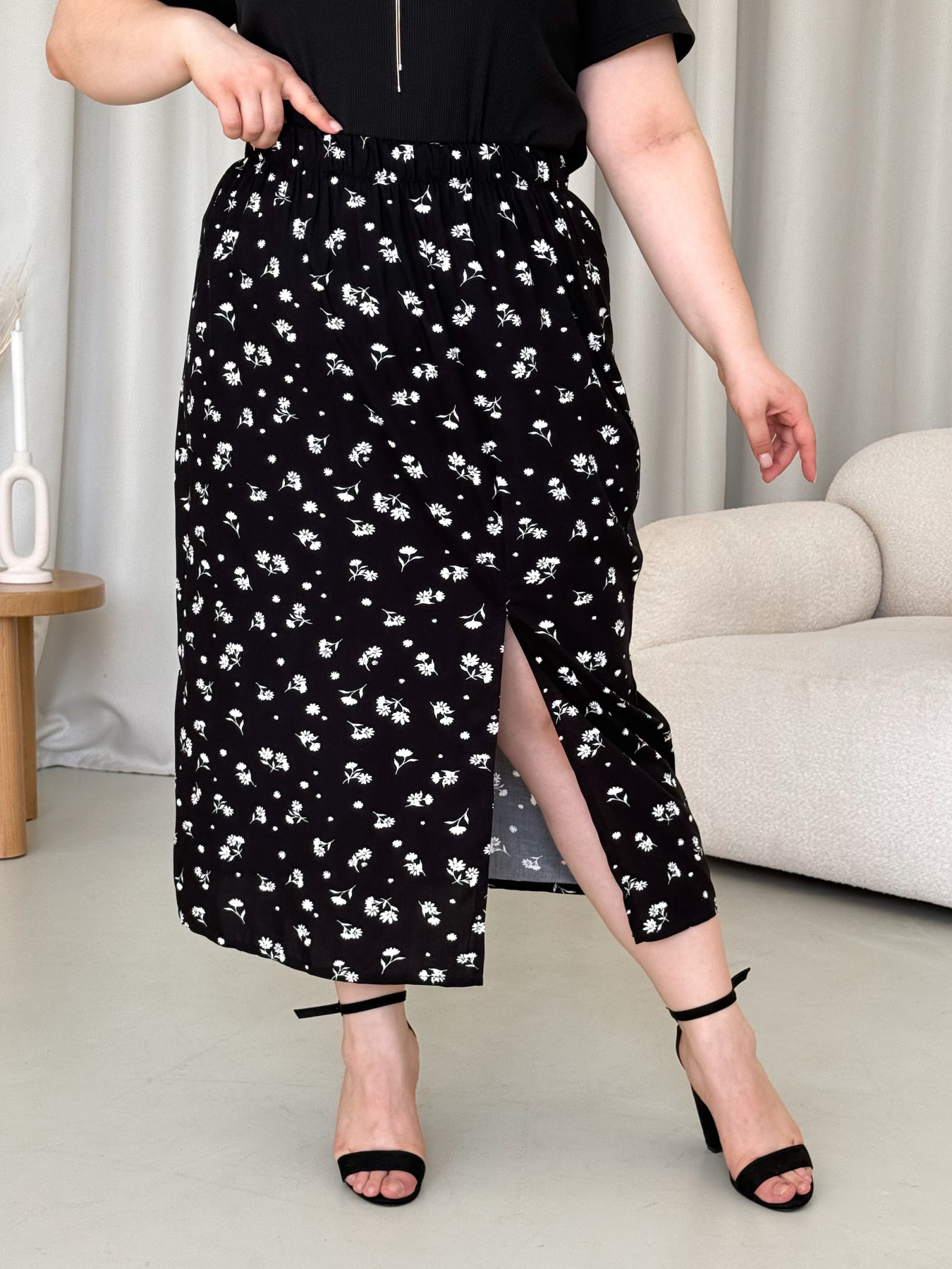 Спідниця міді Merlini Модель 400001482 Фото