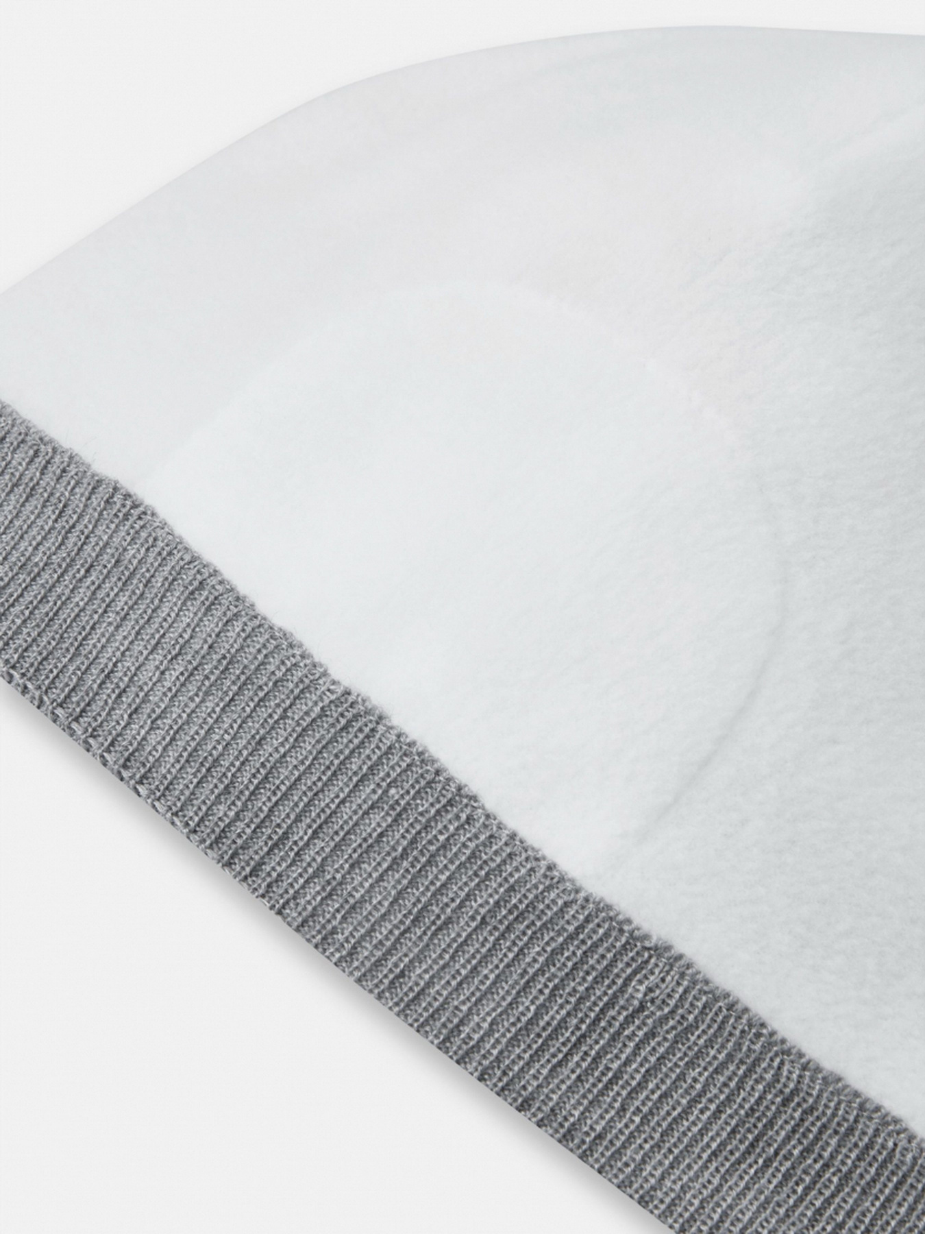 Шапка LASSIE модель 728797_9001 Фото