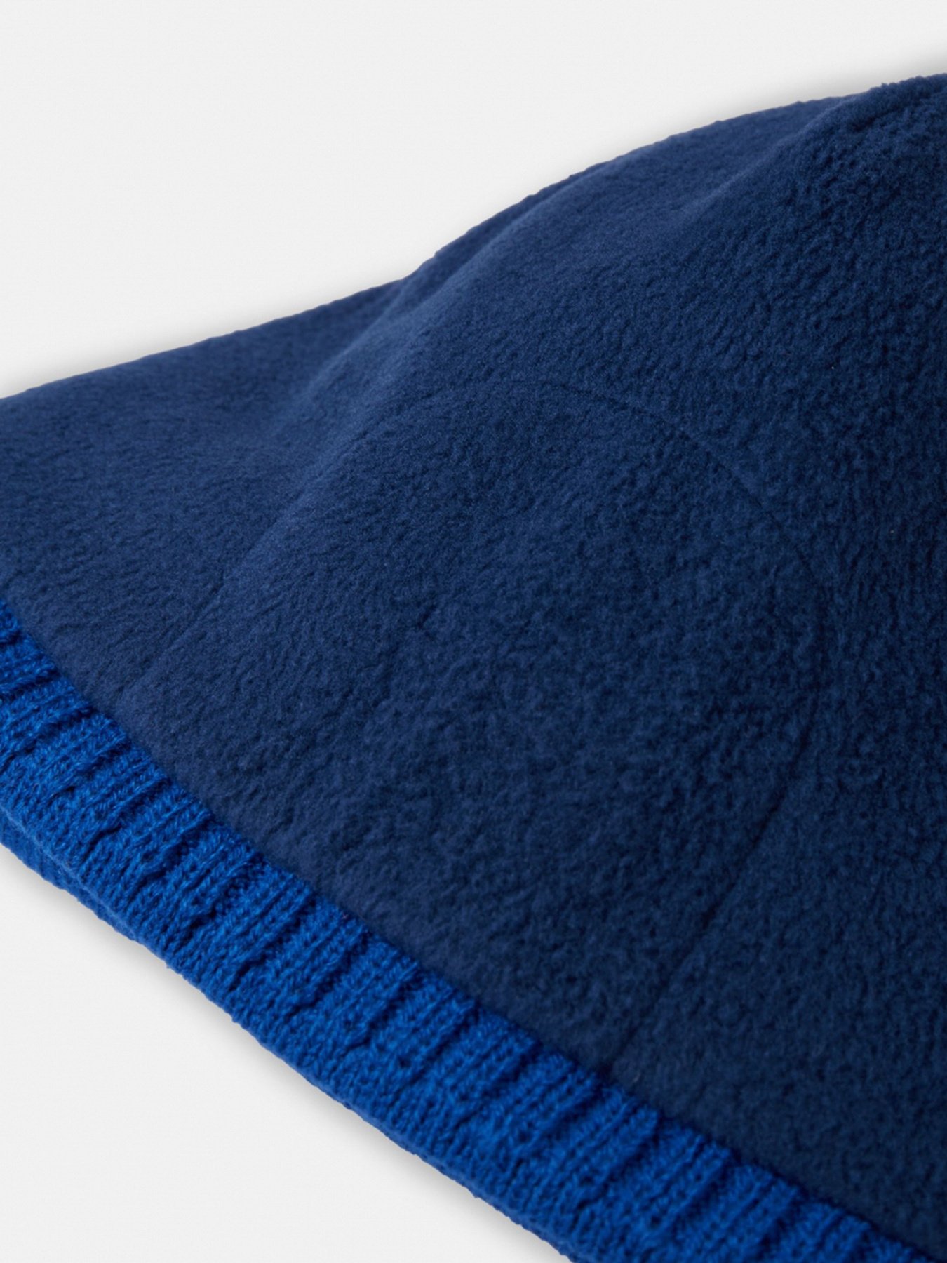 Шапка LASSIE модель 728803_6511 Фото