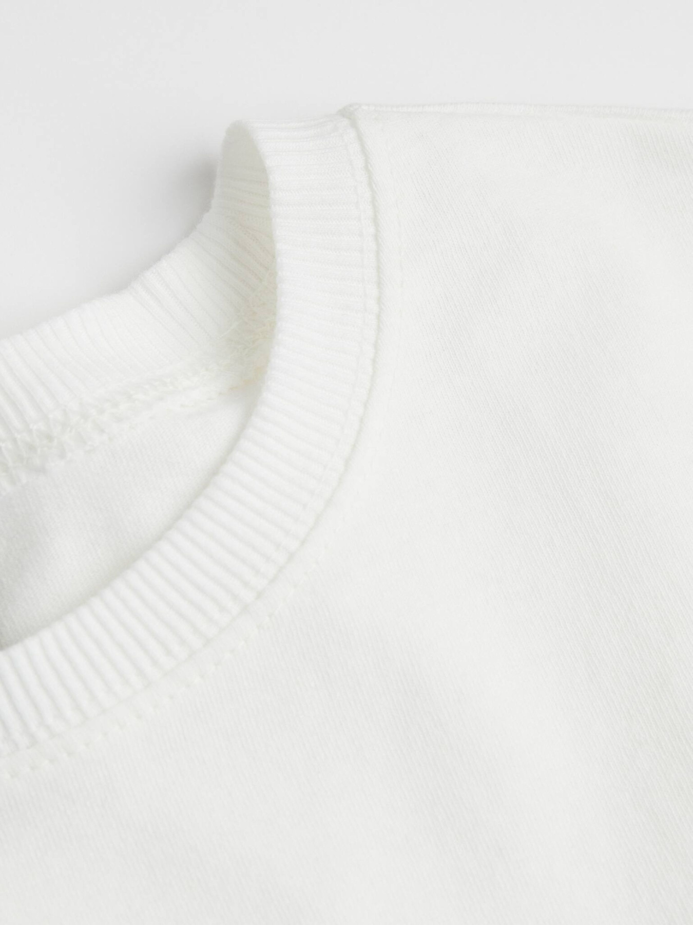 Футболка H&M модель 75885 Фото