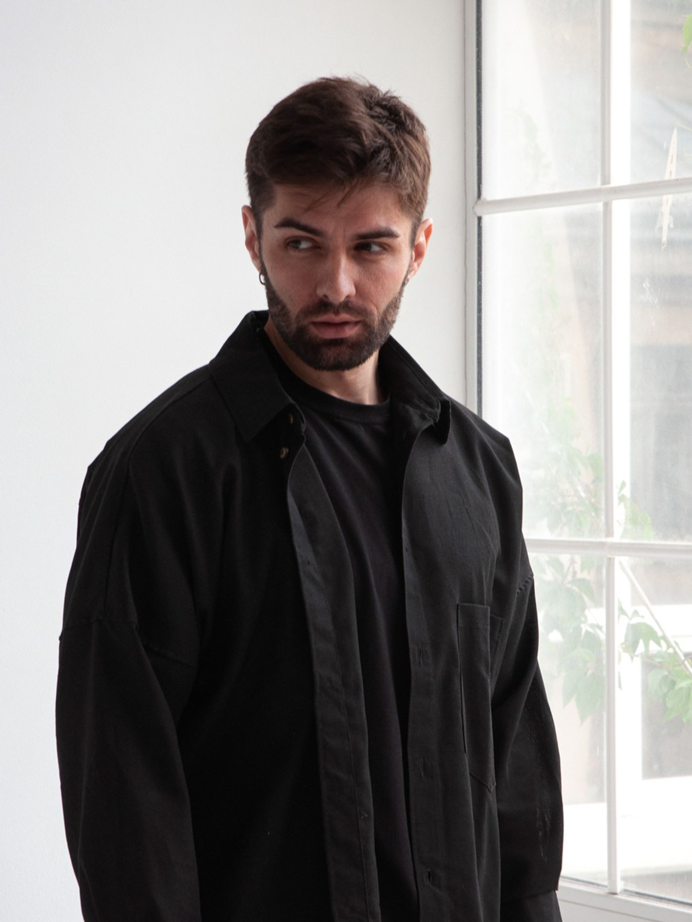 Рубашка IJ модель ij-sorochka-linen-black-man Фото