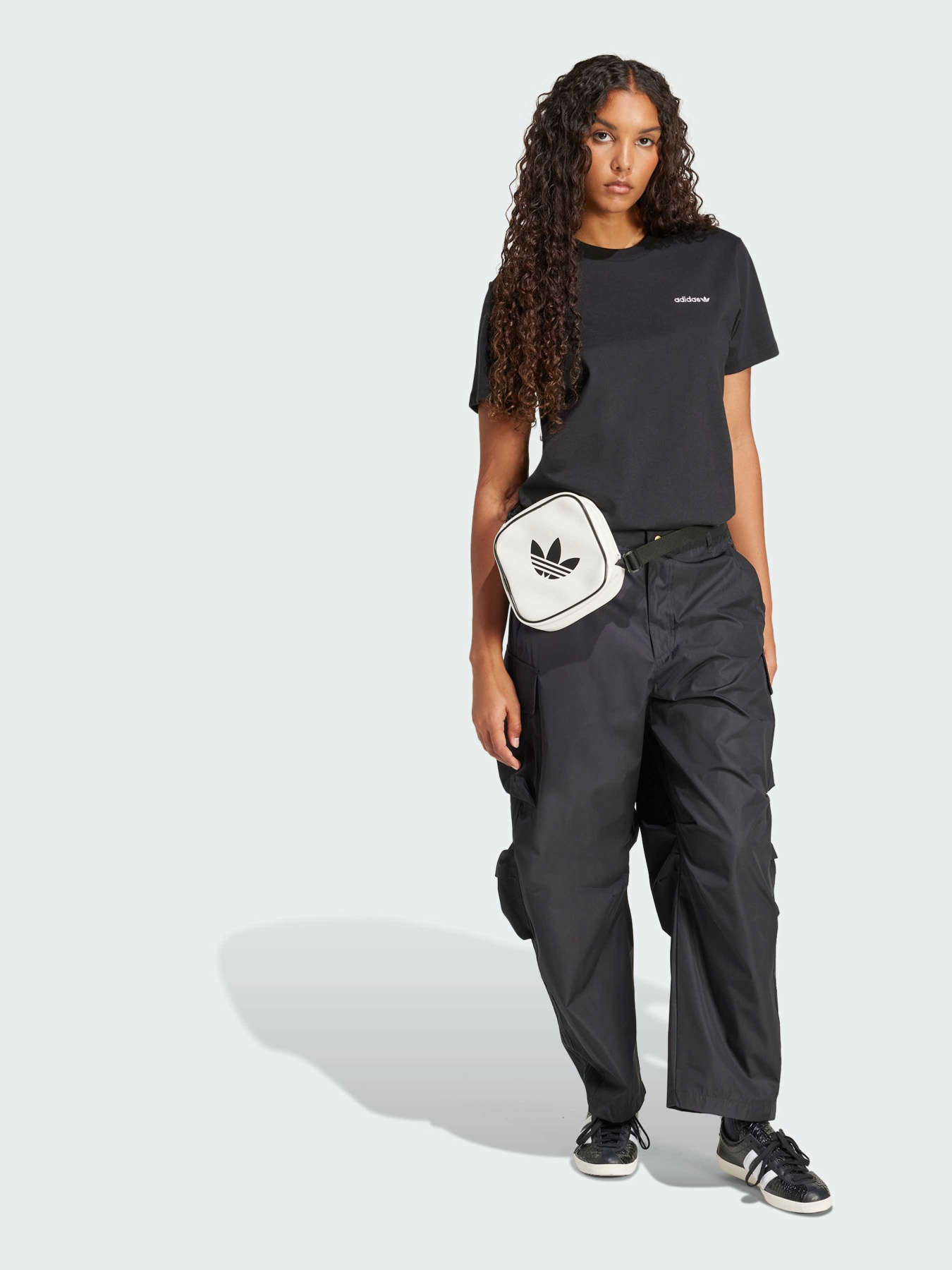 Футболка Adidas Graphics модель JN6681 Фото