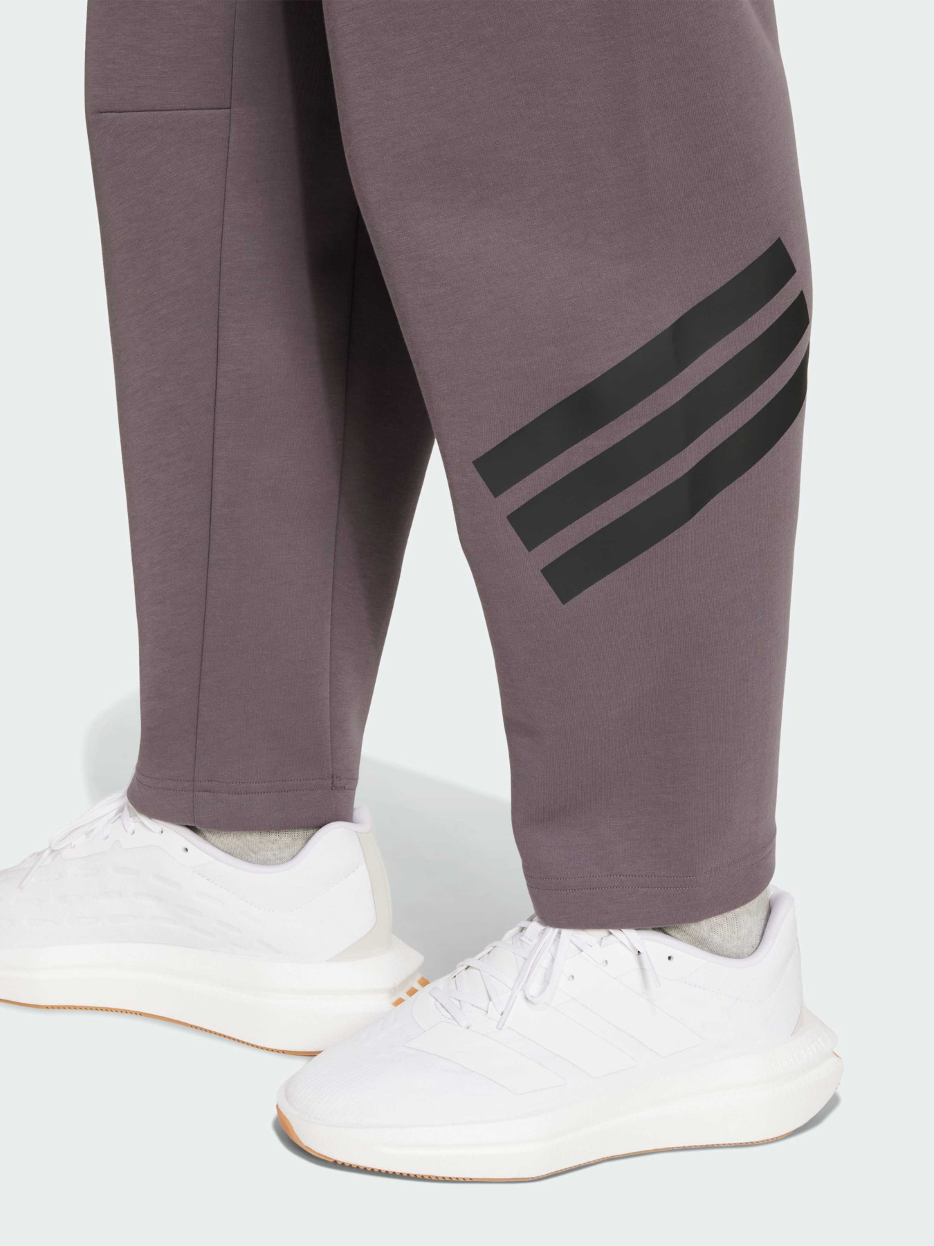 Брюки повседневные Adidas 3 Stripes модель JI8780 Фото