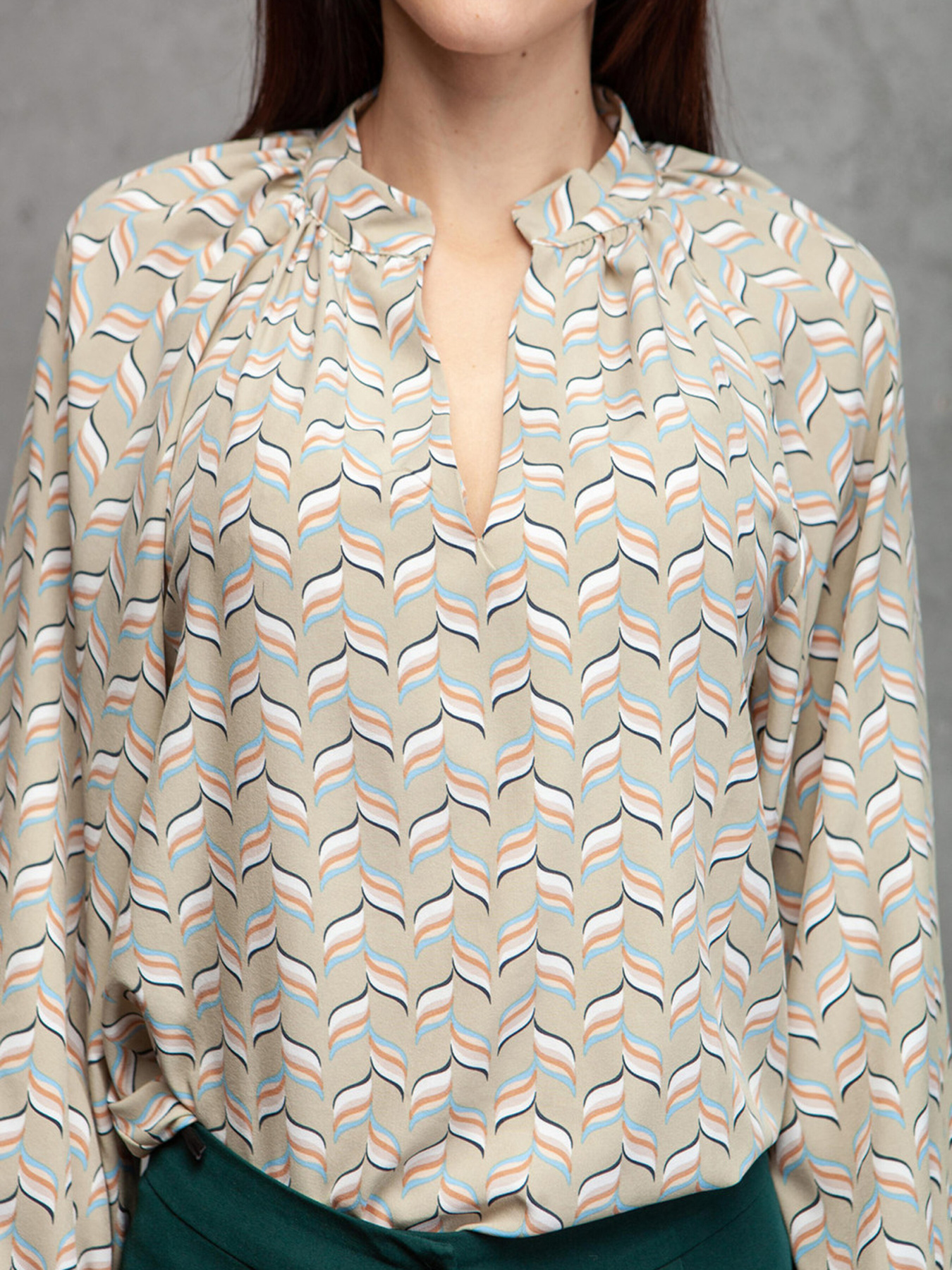 Блуза LadyLike модель ll170315692-olivkovij Фото