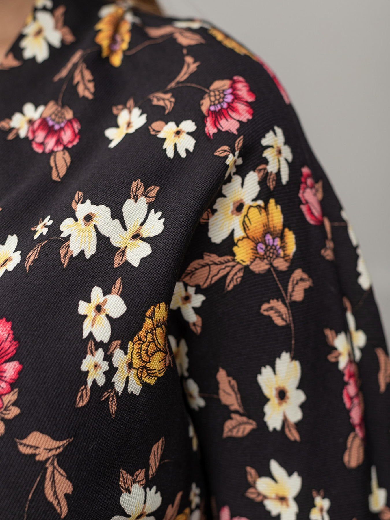 Платье миди LadyLike модель ll173016591-chornij Фото