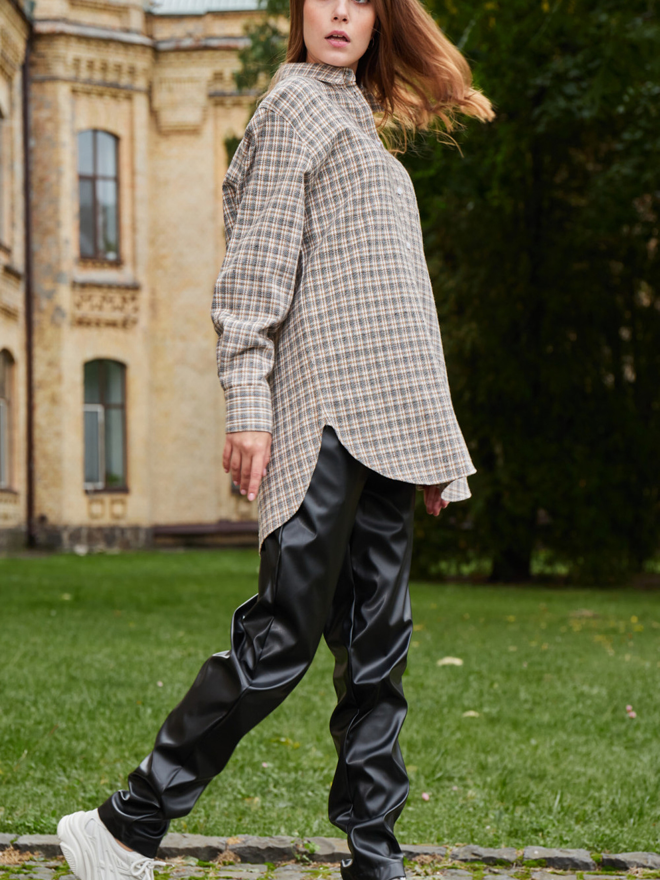 Повседневные штаны LadyLike модель ll171180090-chornij Фото