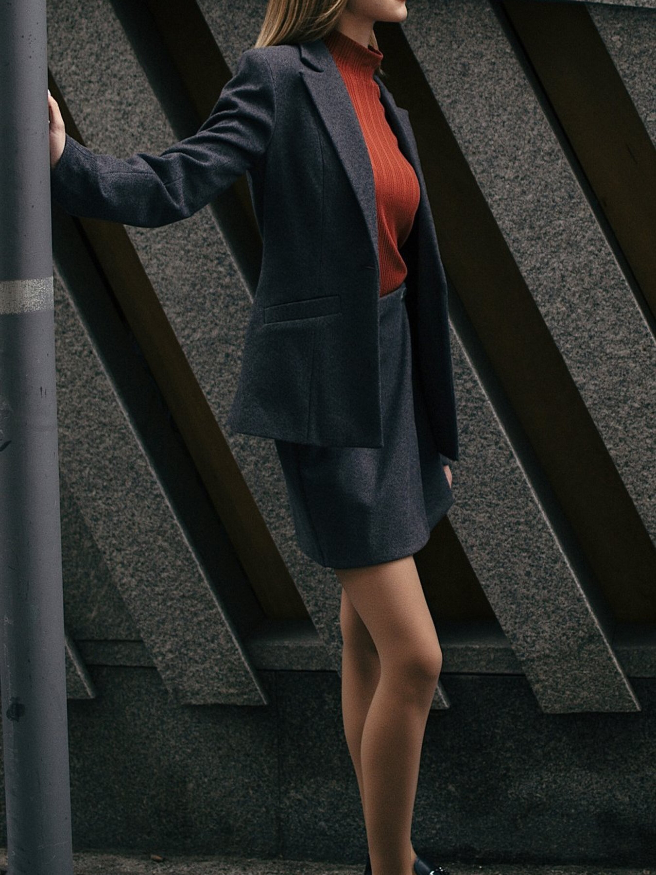 Спідниця міні LadyLike модель ll207664589-chornij Фото