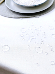 Скатертина столова із брудо- та водовідштовхувальною дією білого кольору однотонна Ecotton модель 23126 Фото