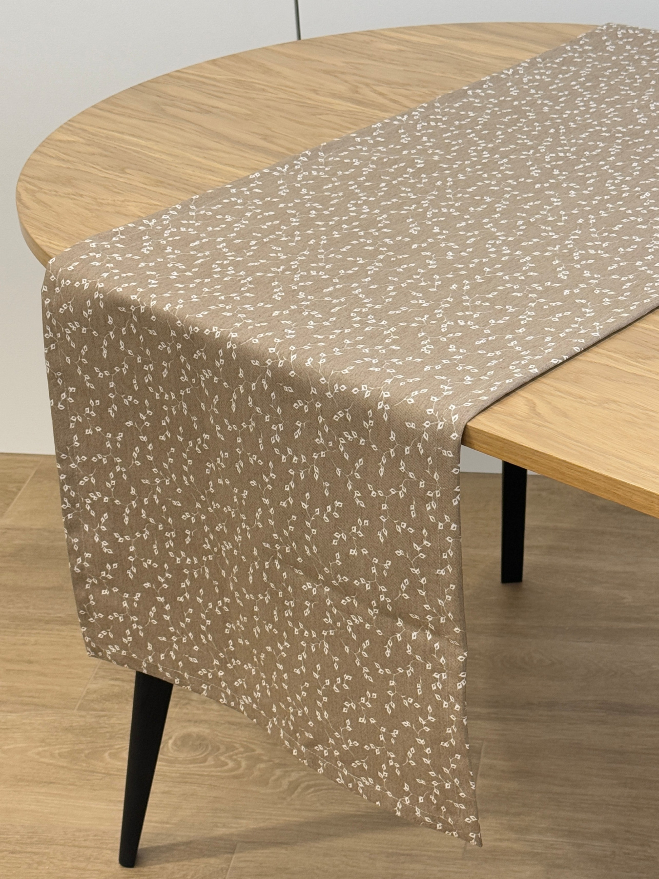 Раннер-дорожка для обеденного стола DUCK водоотталкивающая кремовая Khave Ecotton модель 25008 Фото