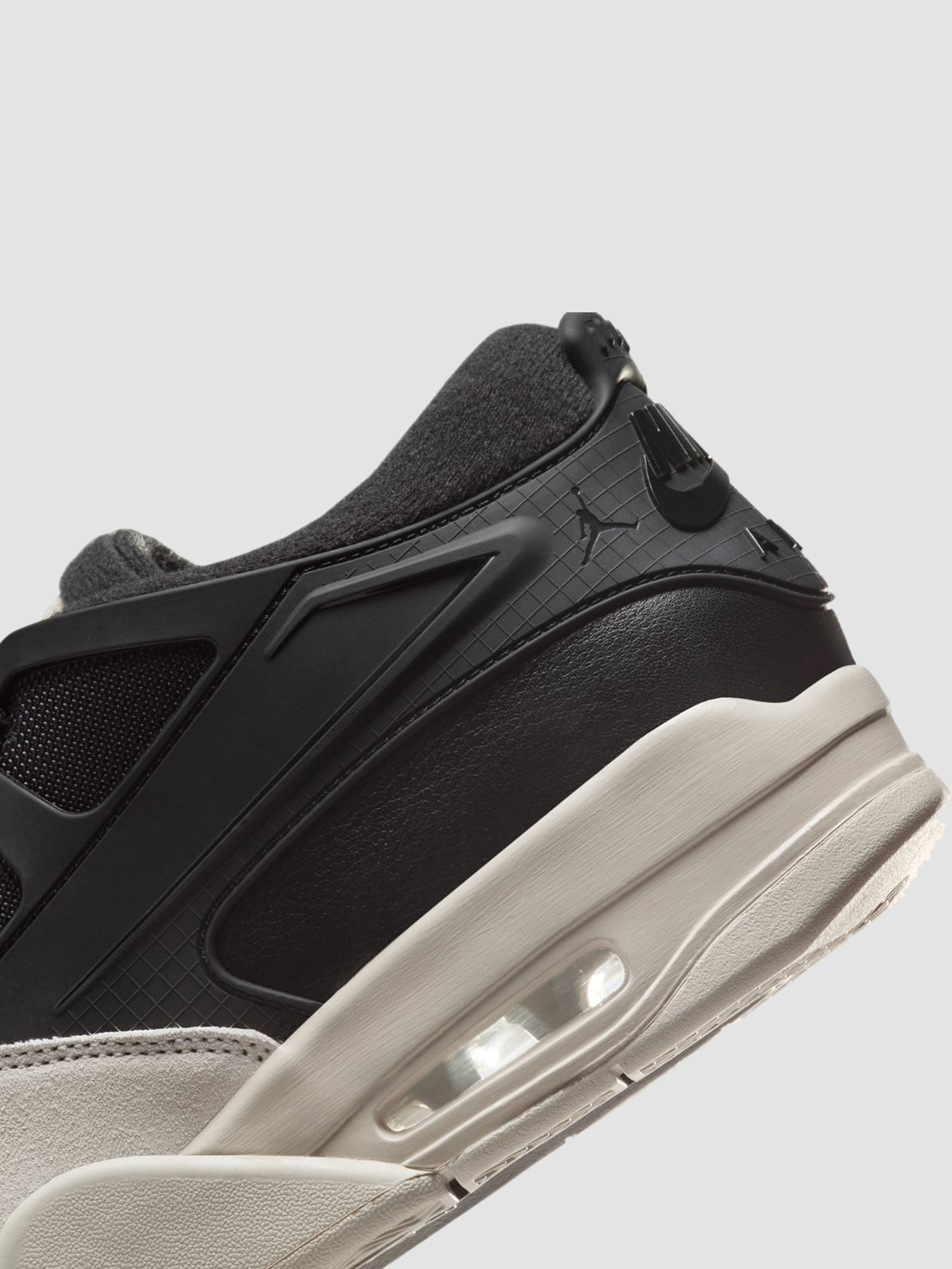 Кросівки Jordan 4 Rm Black модель FQ7939-001 Фото