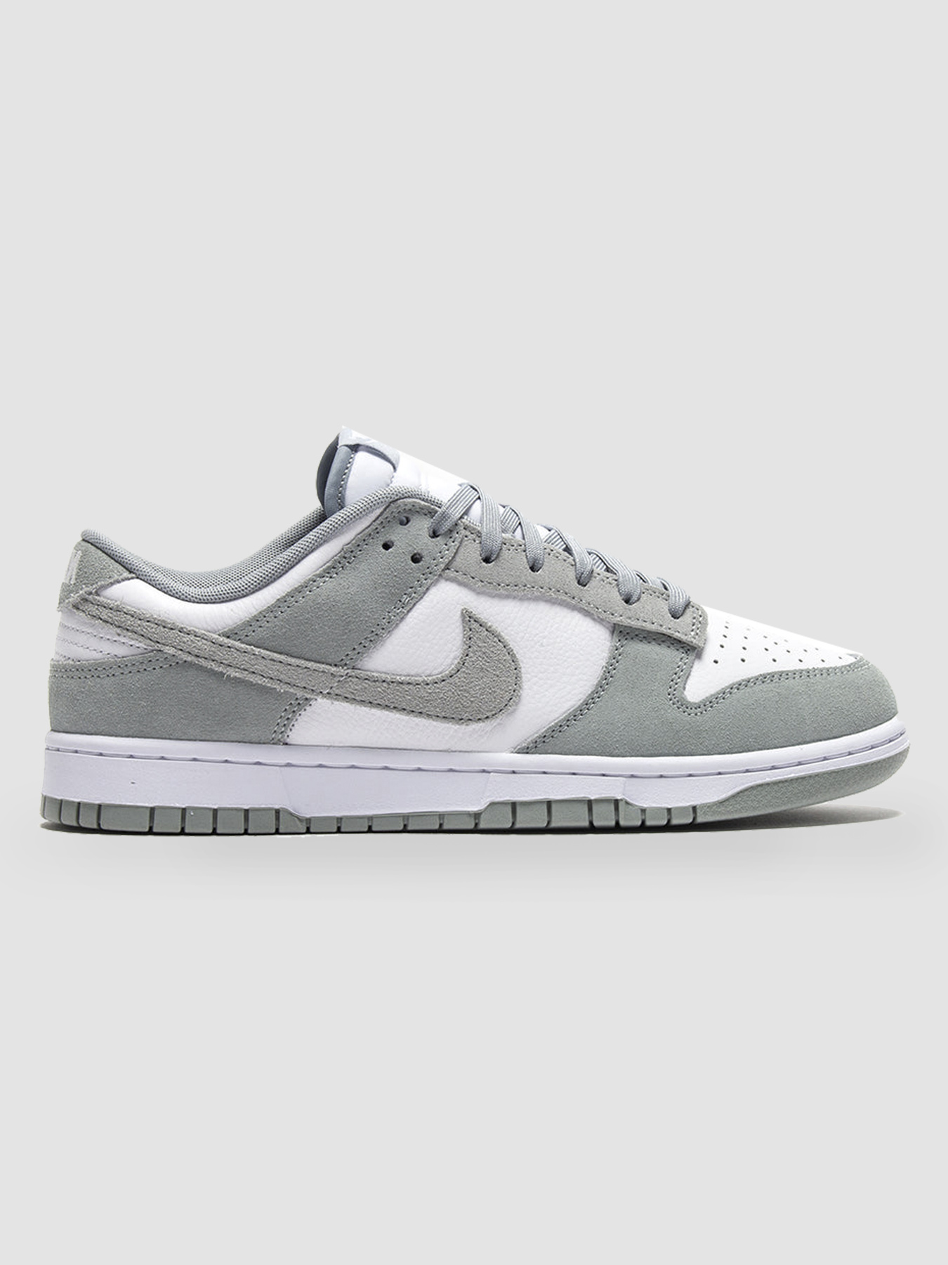 Кроссовки повседневные NIKE Dunk Low Retro модель FQ8249-101 Фото