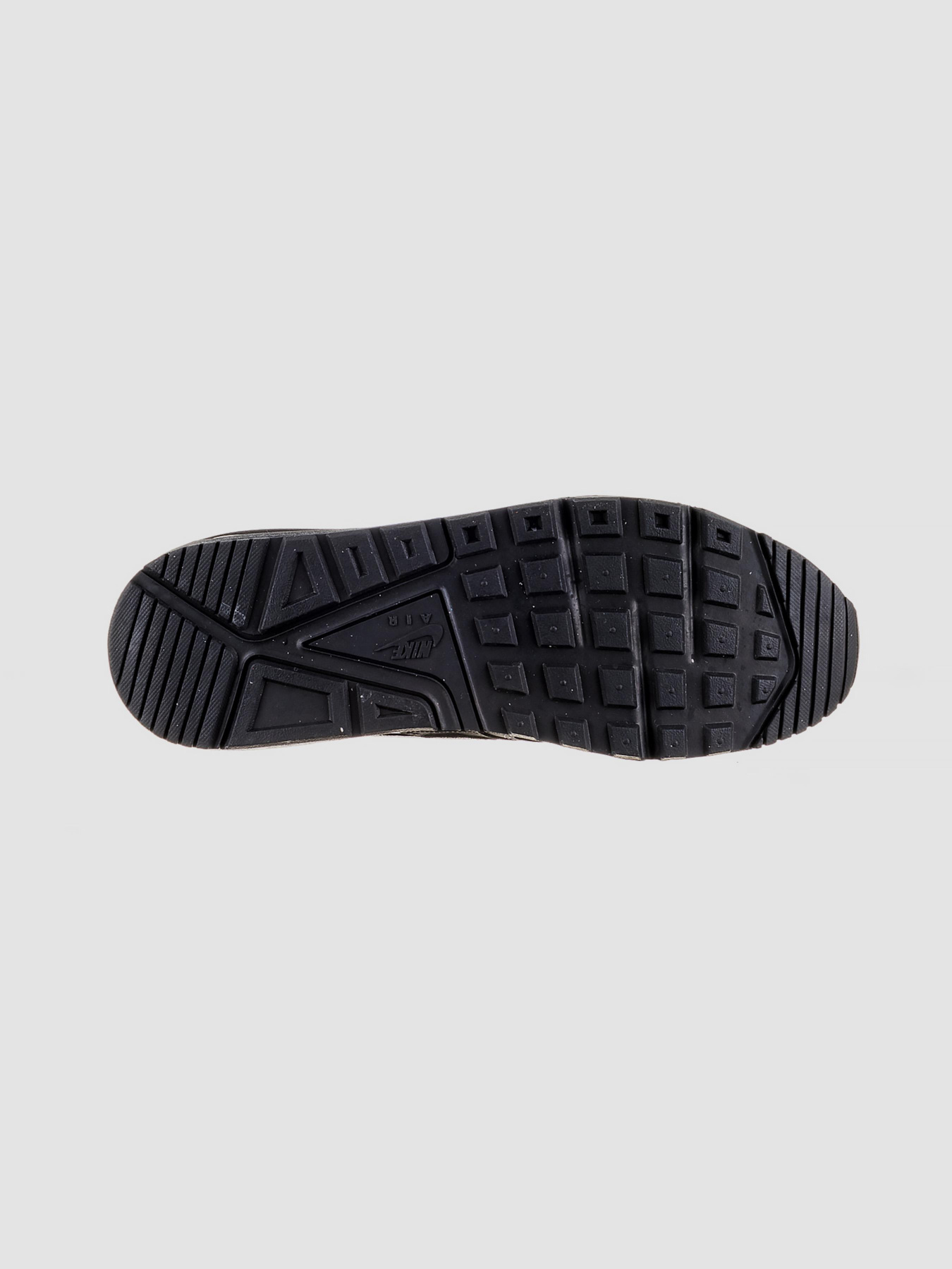Кроссовки NIKE Air Max Ivo Ltr модель 580520-002 Кроссовки NIKE Air Max Ivo Ltr модель 580520-002 Фото