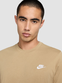 Футболка NIKE Sportswear Club модель AR4997-297 Фото