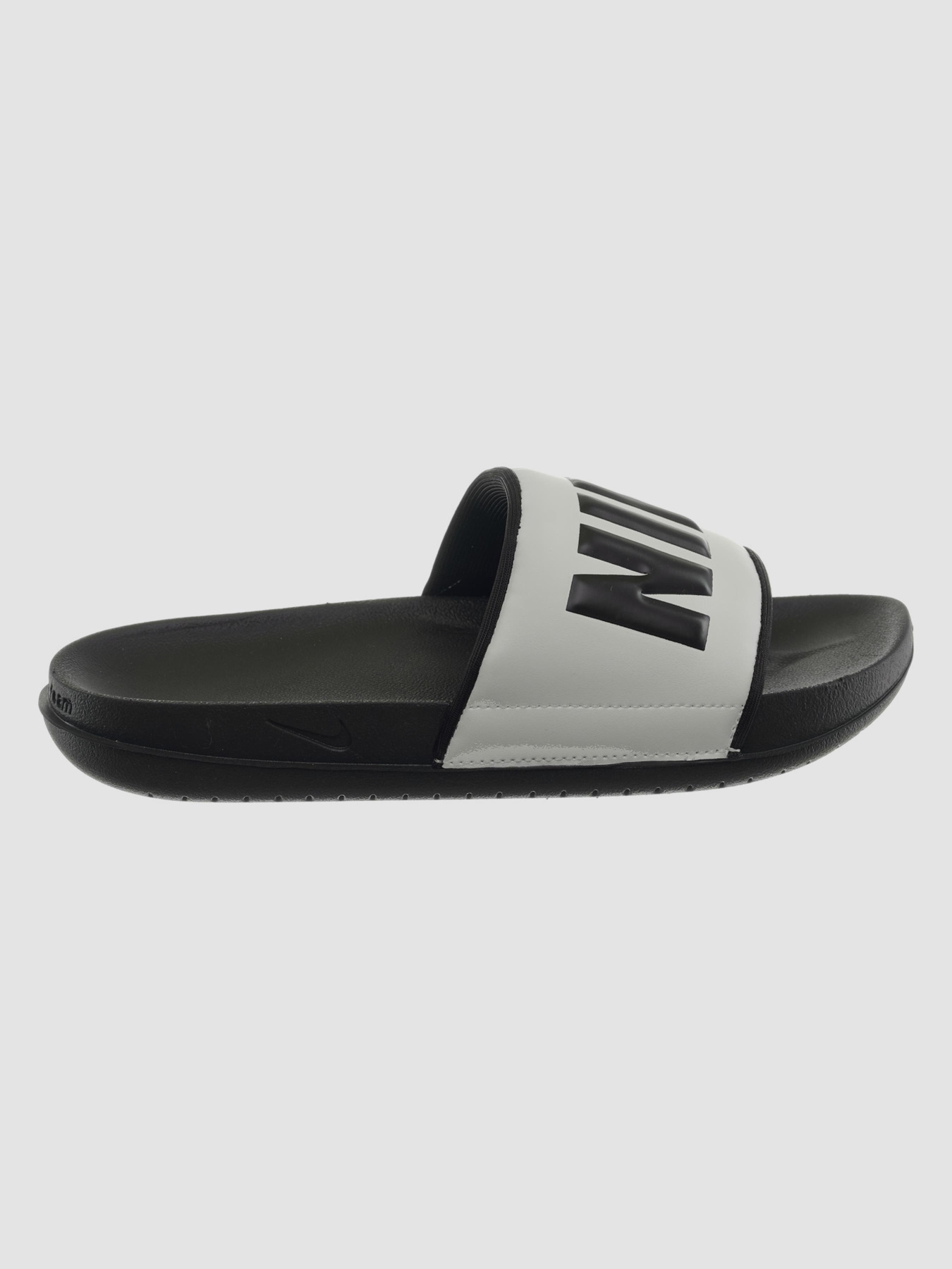 Шльопанці NIKE Offcourt Slides модель BQ4632-011 Фото