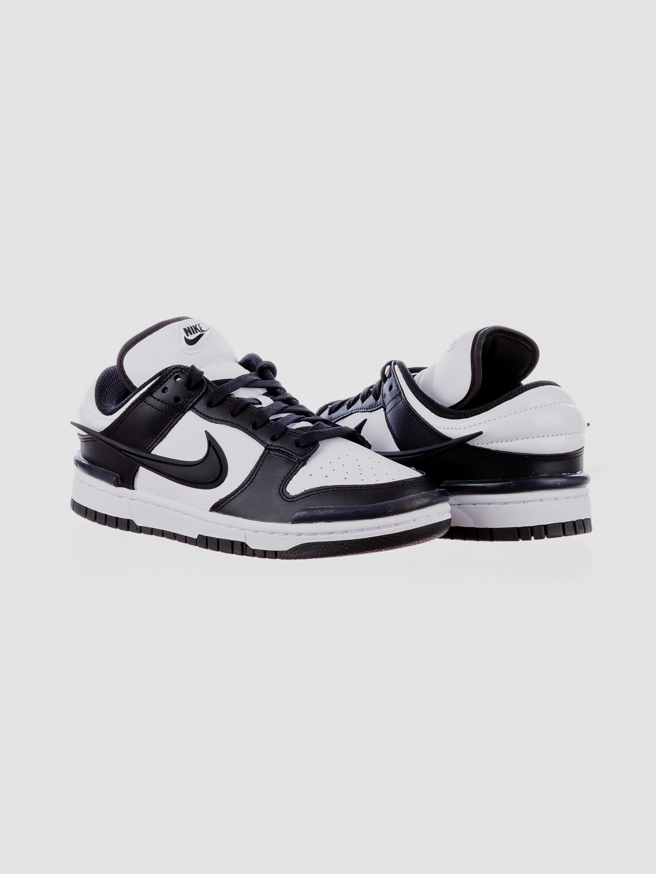 Кросівки NIKE W Dunk Low Twist Panda модель DZ2794-001 Фото