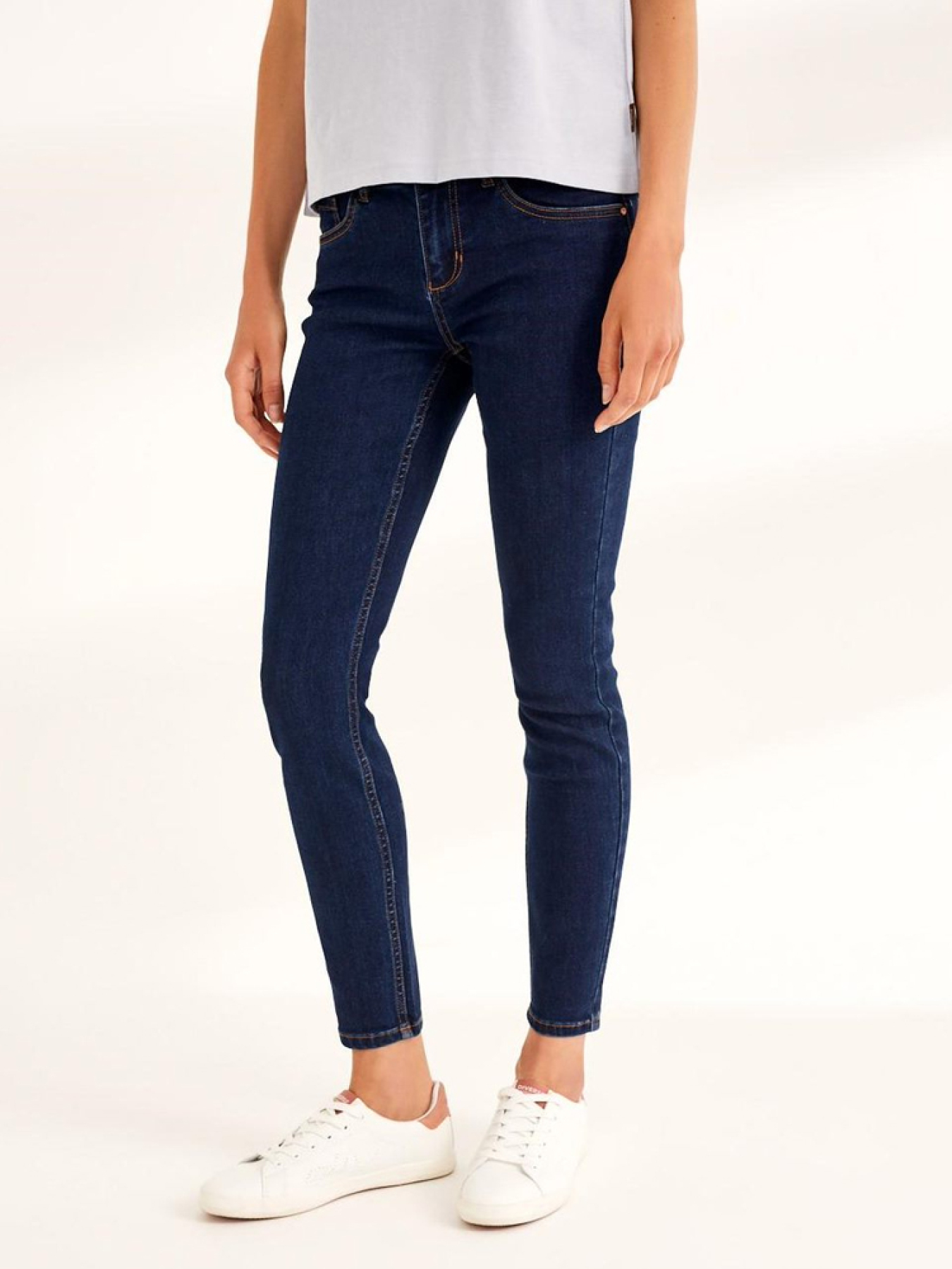 Скіні джинси DIVERSE Fitu модель 10035325 Скіні джинси DIVERSE Fitu модель 10035325 Фото