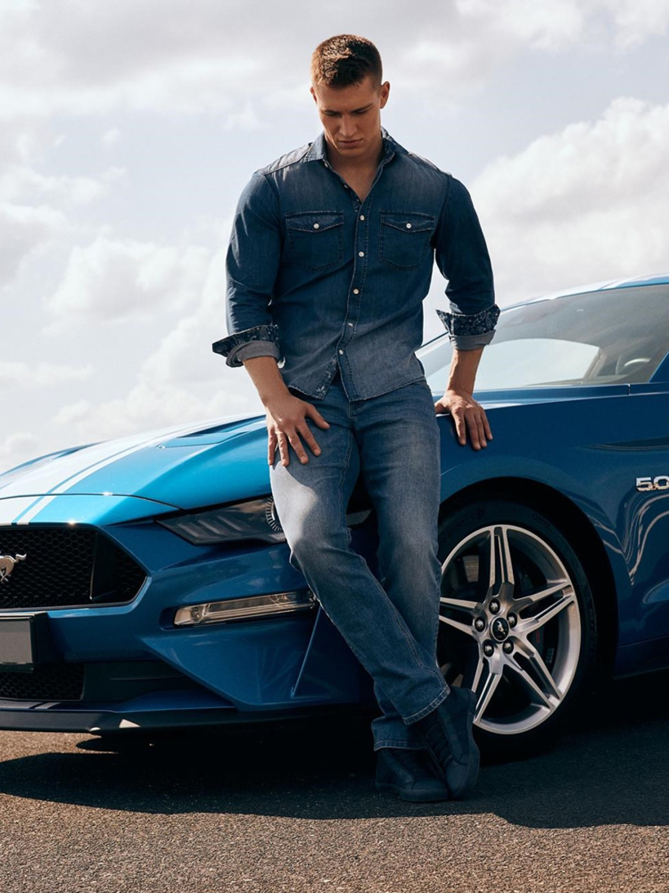 Завужені джинси DIVERSE Sheldon Vi D.Blue модель 10037424 Фото