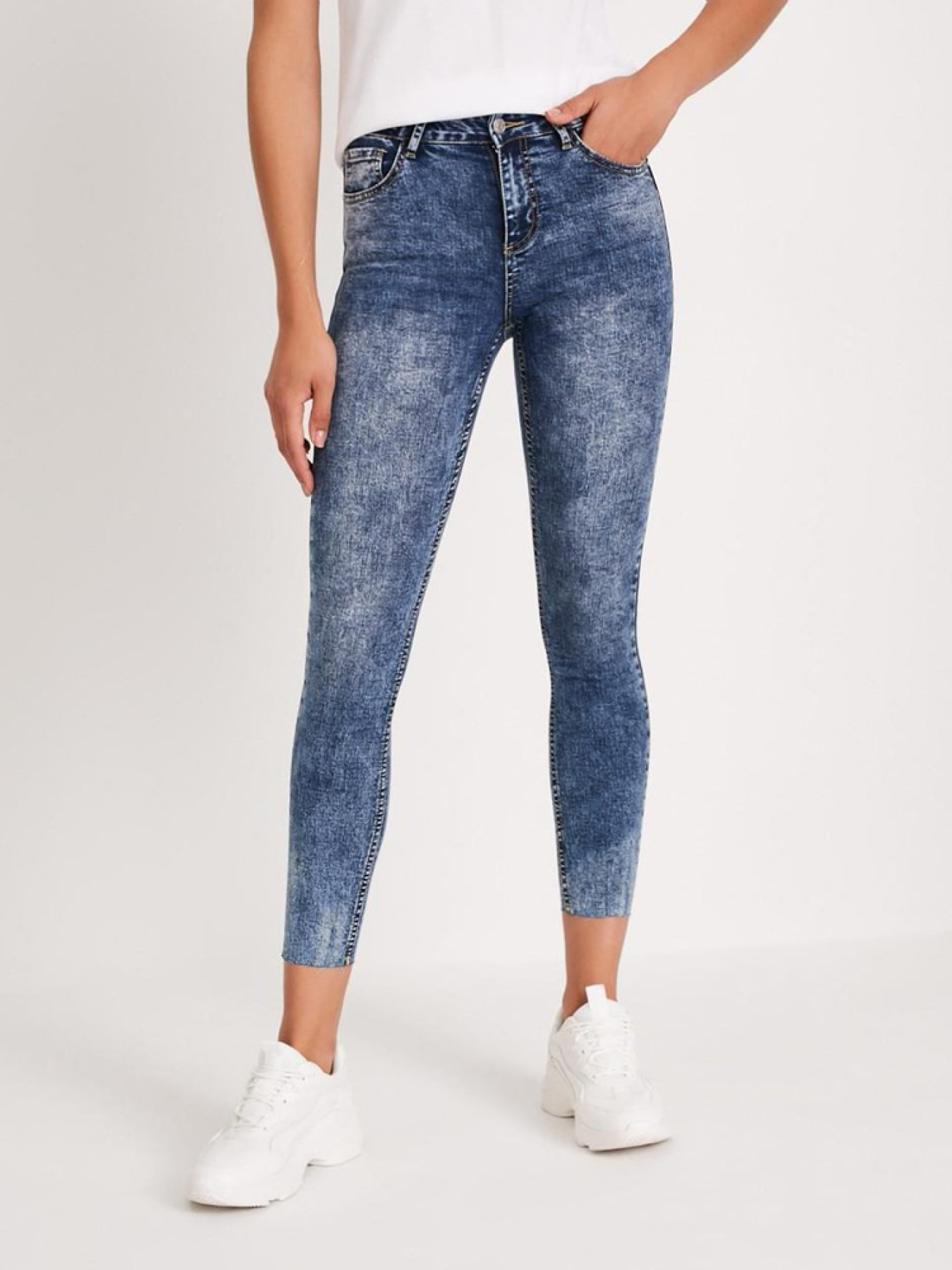 Скинни джинсы DIVERSE Klini модель 10037580 Фото