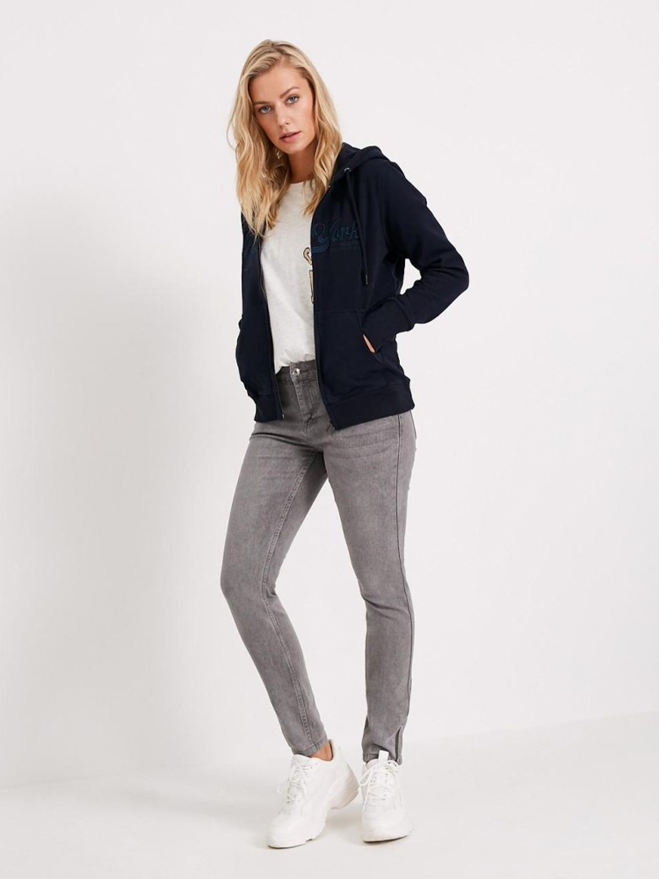 Завужені джинси DIVERSE Iva Ii модель 10037819 Фото