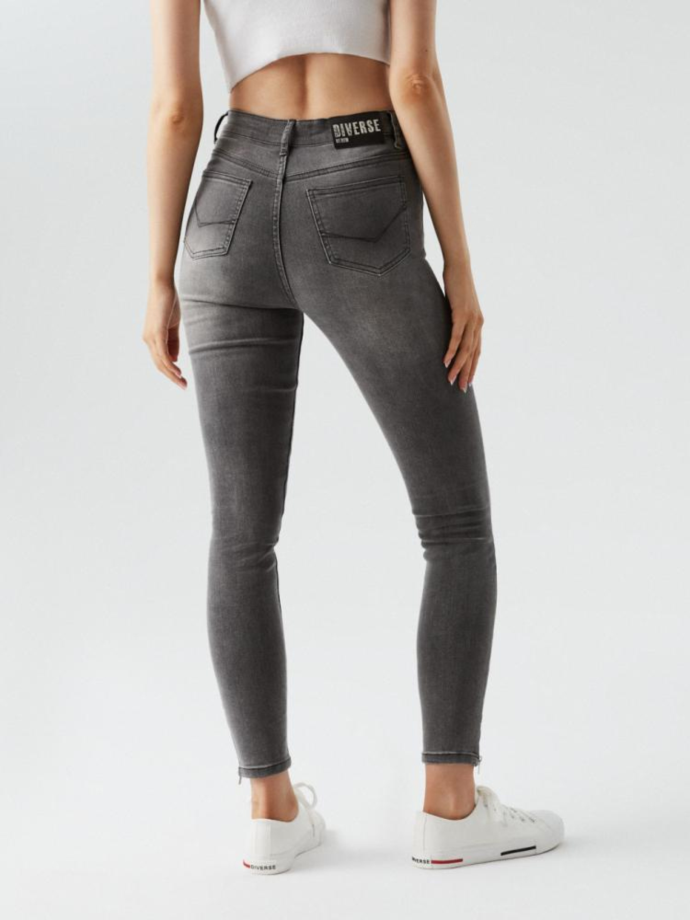 Завужені джинси DIVERSE Radiana модель 10040503 Фото