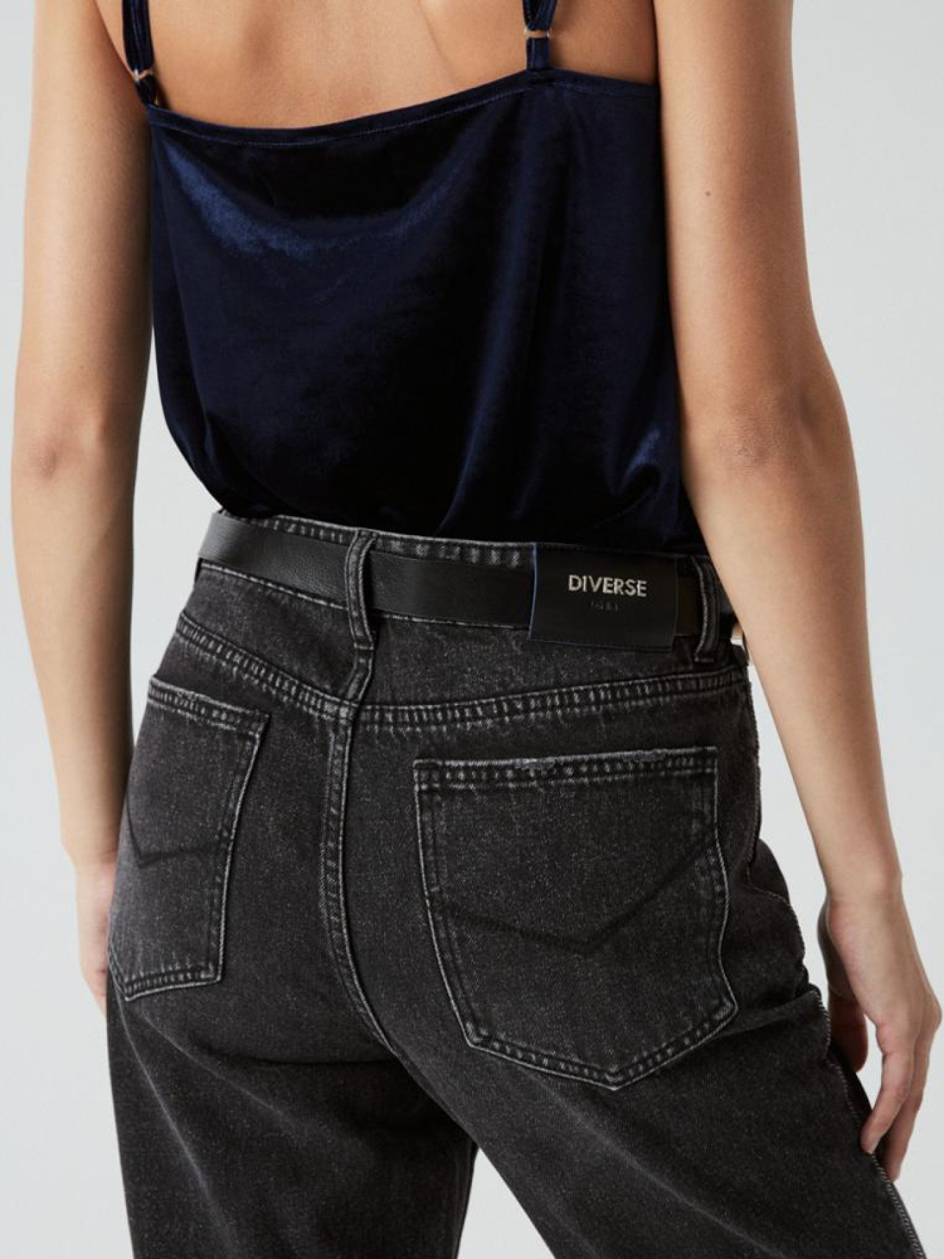 Прямые джинсы DIVERSE Litie модель 10040757 Фото