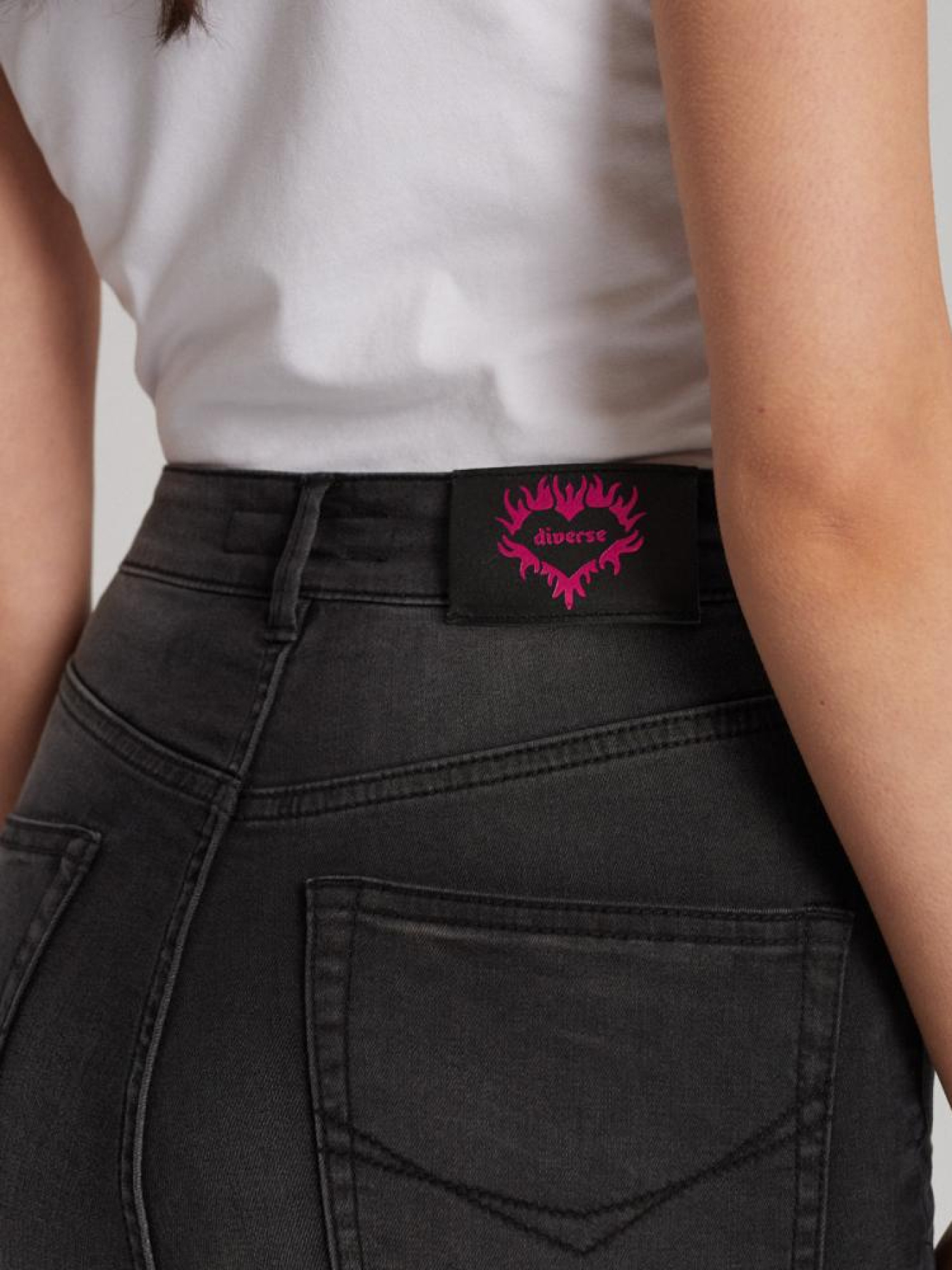 Скіні джинси DIVERSE Badia модель 10041101 Фото