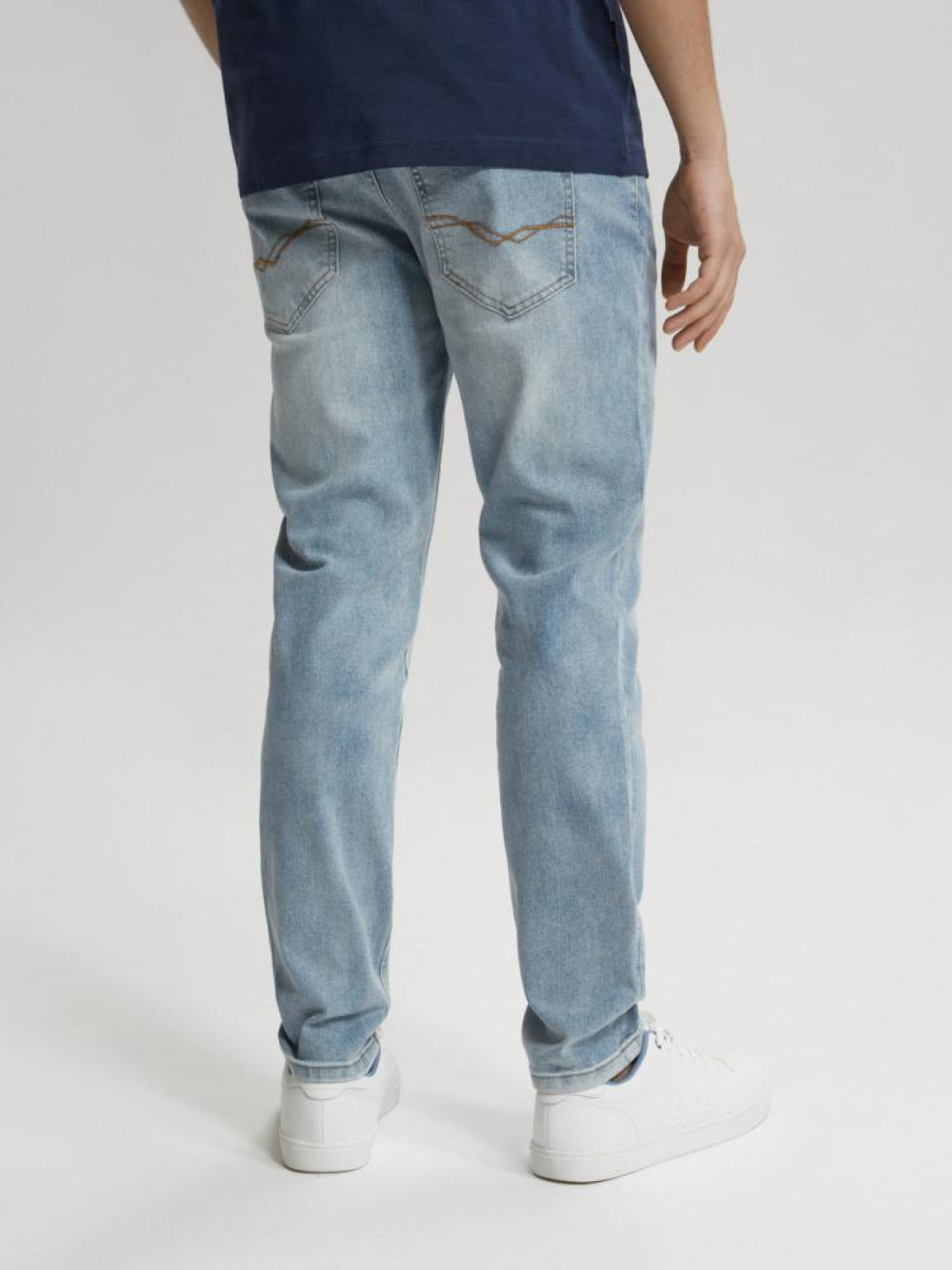 Завужені джинси DIVERSE Blackhart 232 модель 10041308 Фото