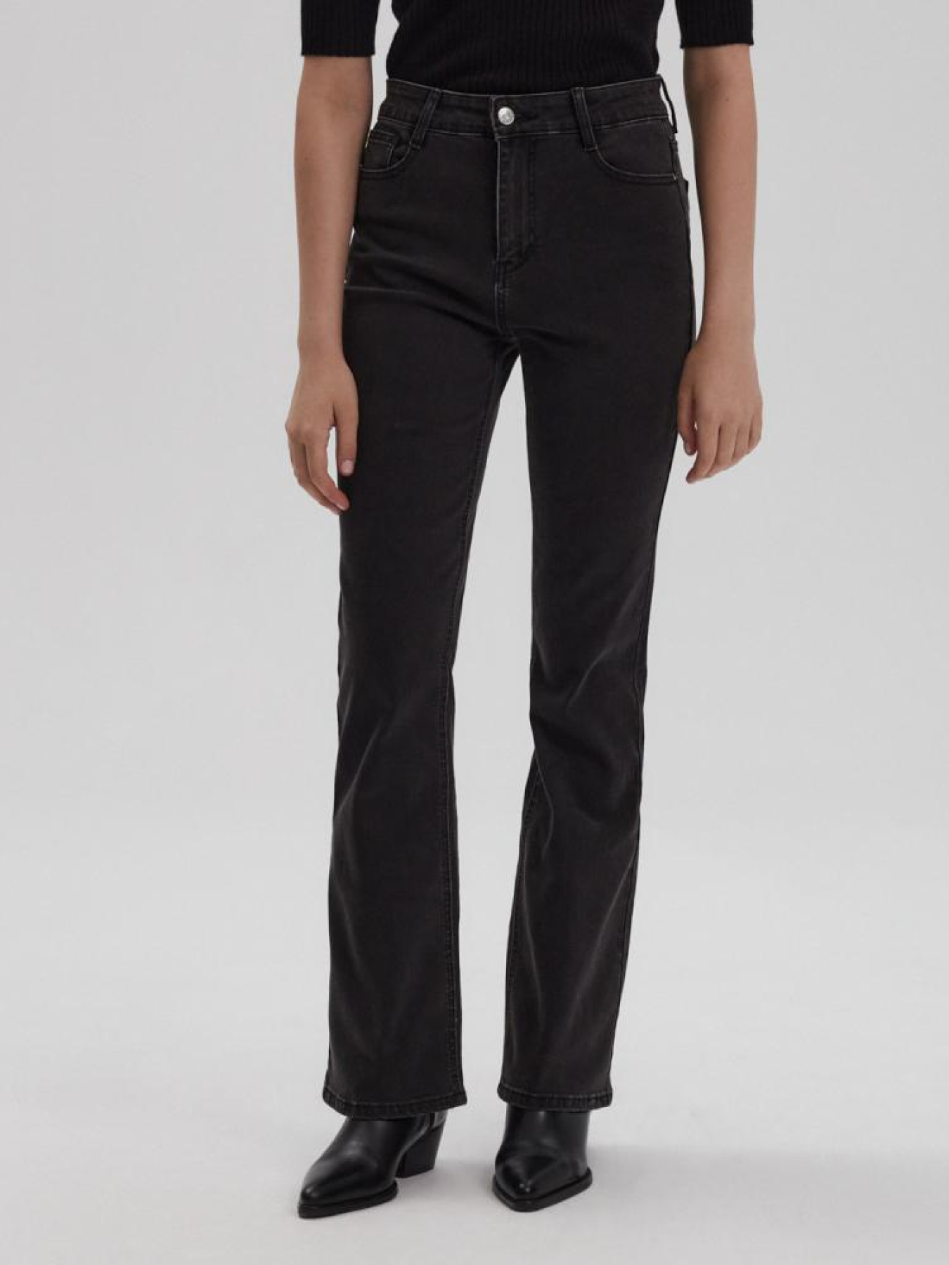 Расклешенные джинсы DIVERSE Junak модель 10043439 Фото