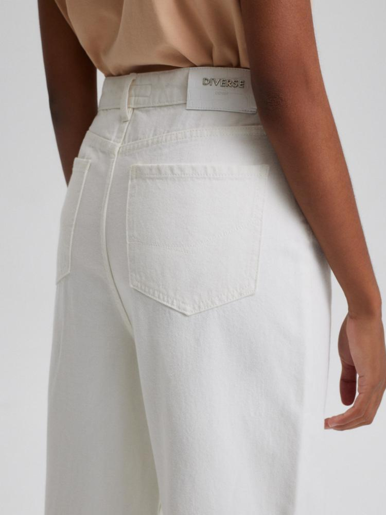 Прямые джинсы DIVERSE Renetta модель 10043692 Фото