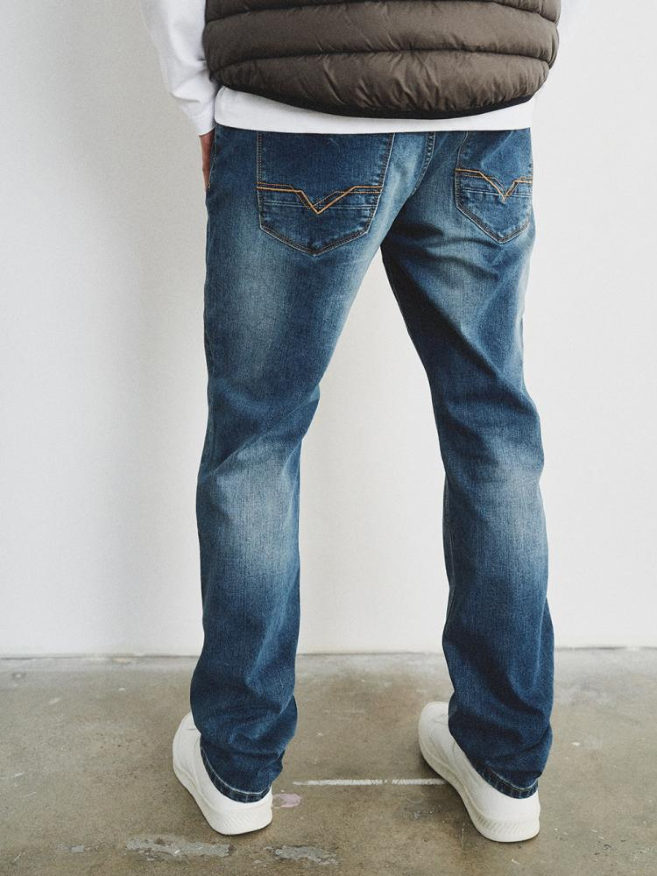 Джинсы DIVERSE Kristofer 244 модель 10044947 Фото